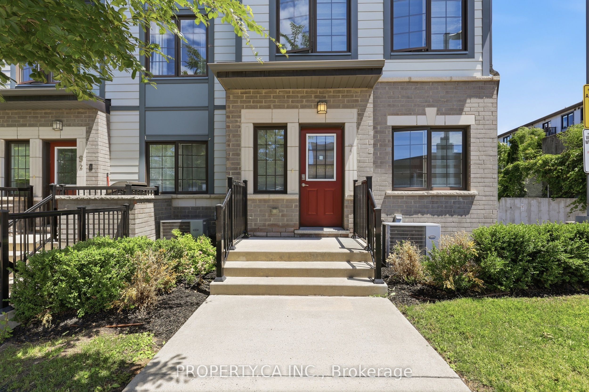 7 Forbes Avenue Property Photo 3
