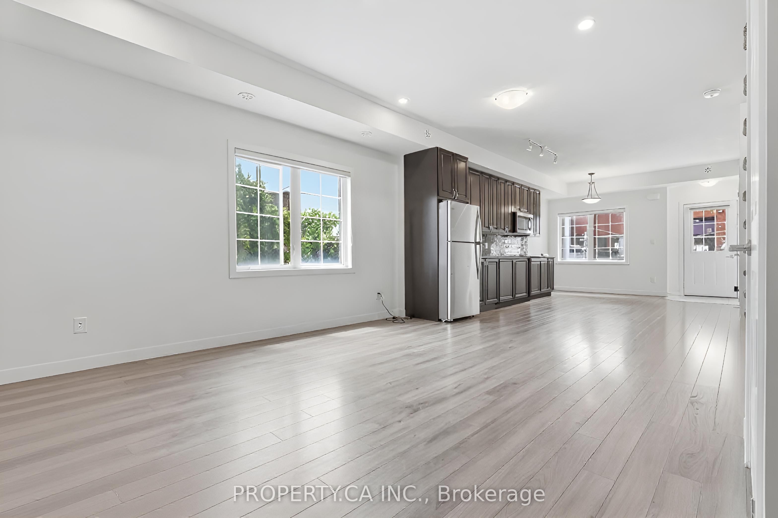 7 Forbes Avenue Property Photo 7