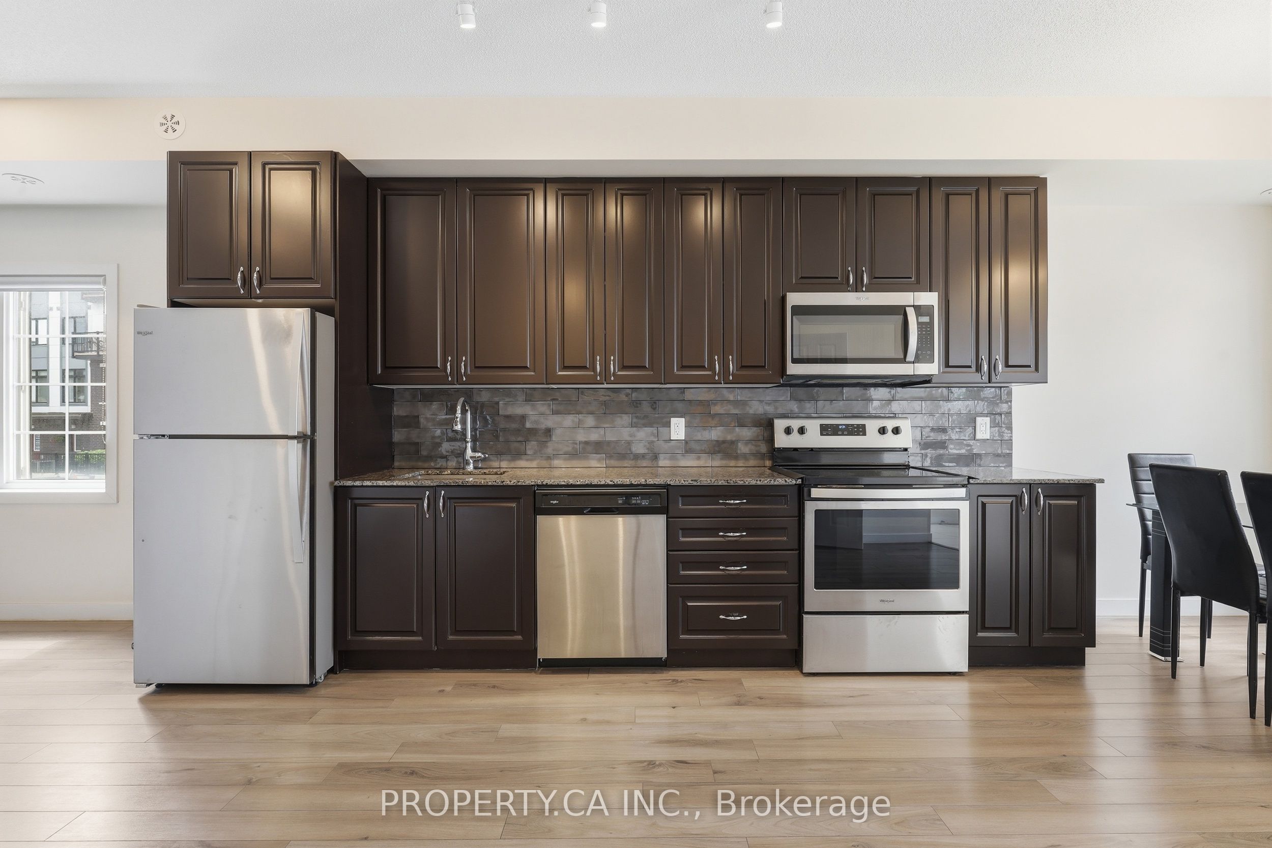 7 Forbes Avenue Property Photo 10