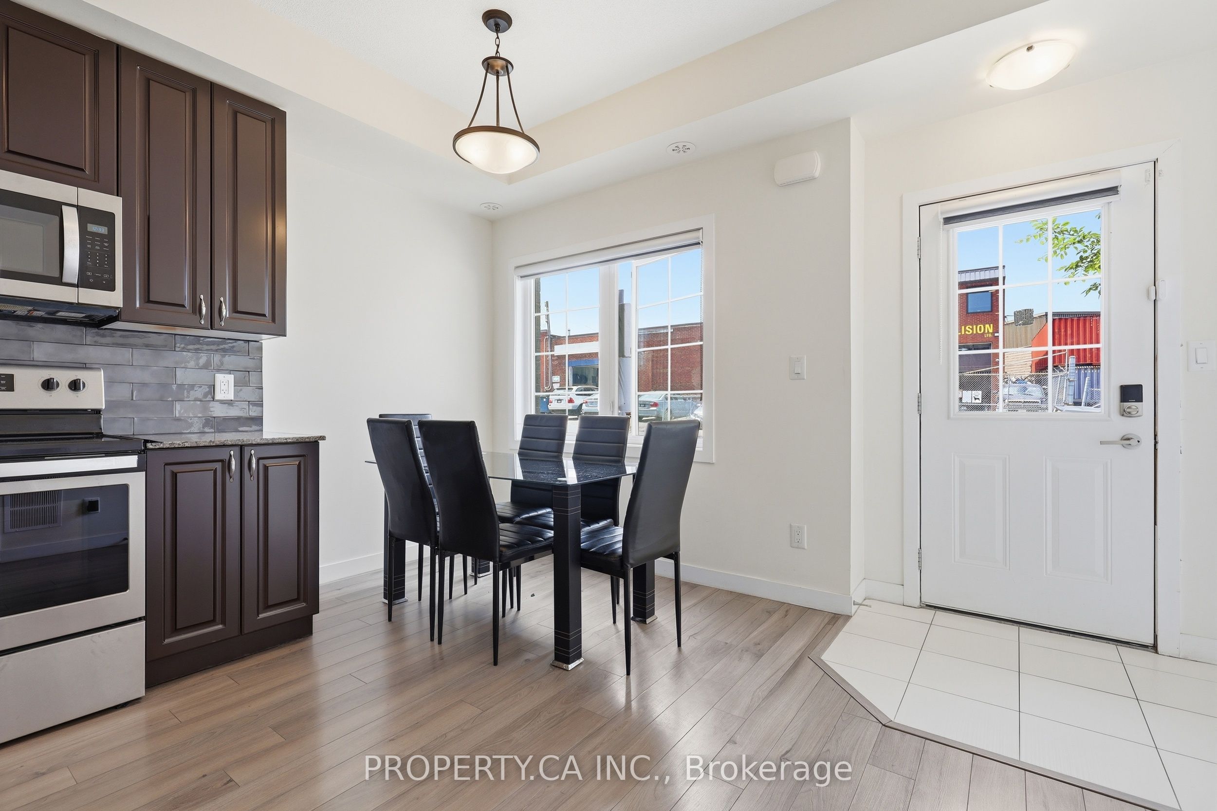7 Forbes Avenue Property Photo 13