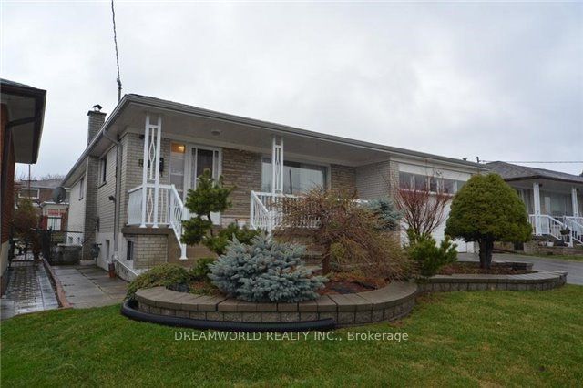 14 Laskay Crescent Property Photo 2