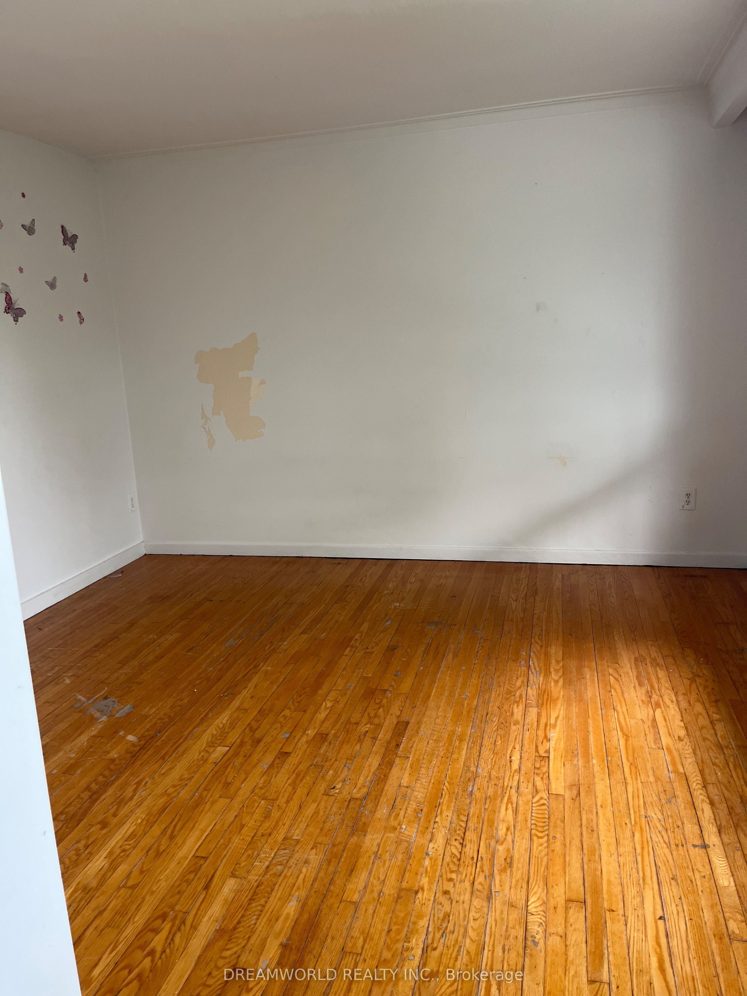 14 Laskay Crescent Property Photo 10