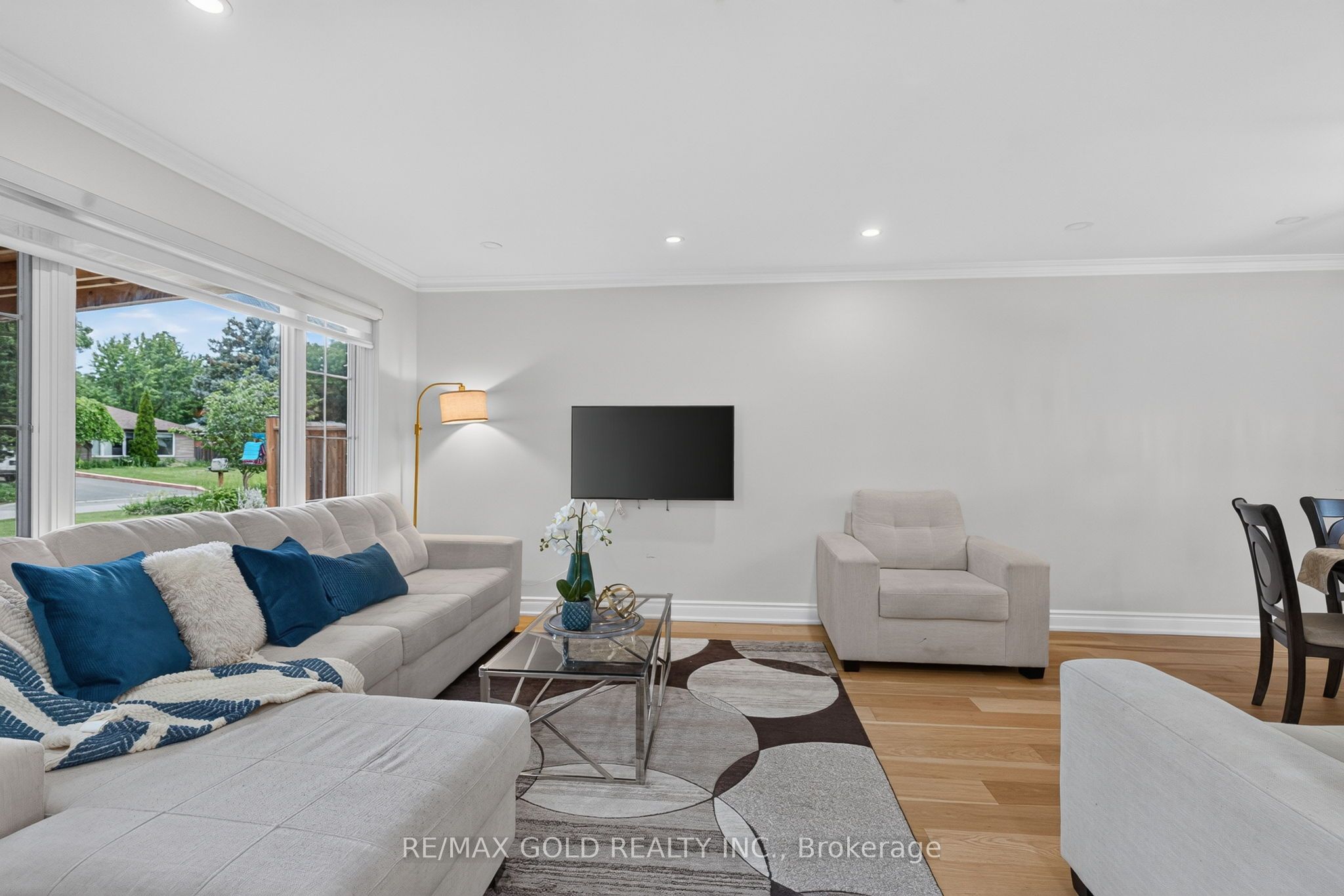 40 Devonshire Drive Property Photo 7