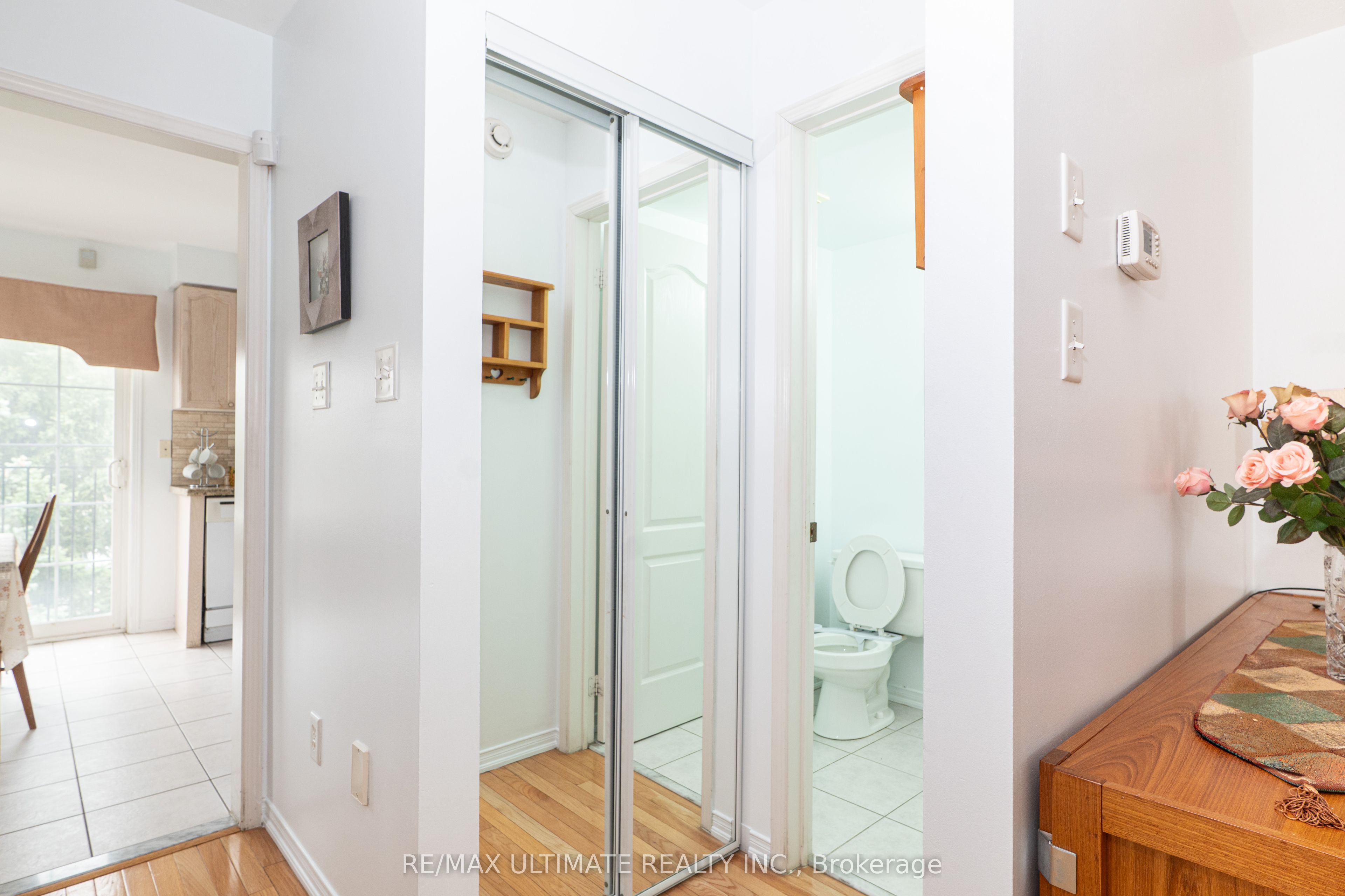 4950 Albina Way 72 Property Photo 11