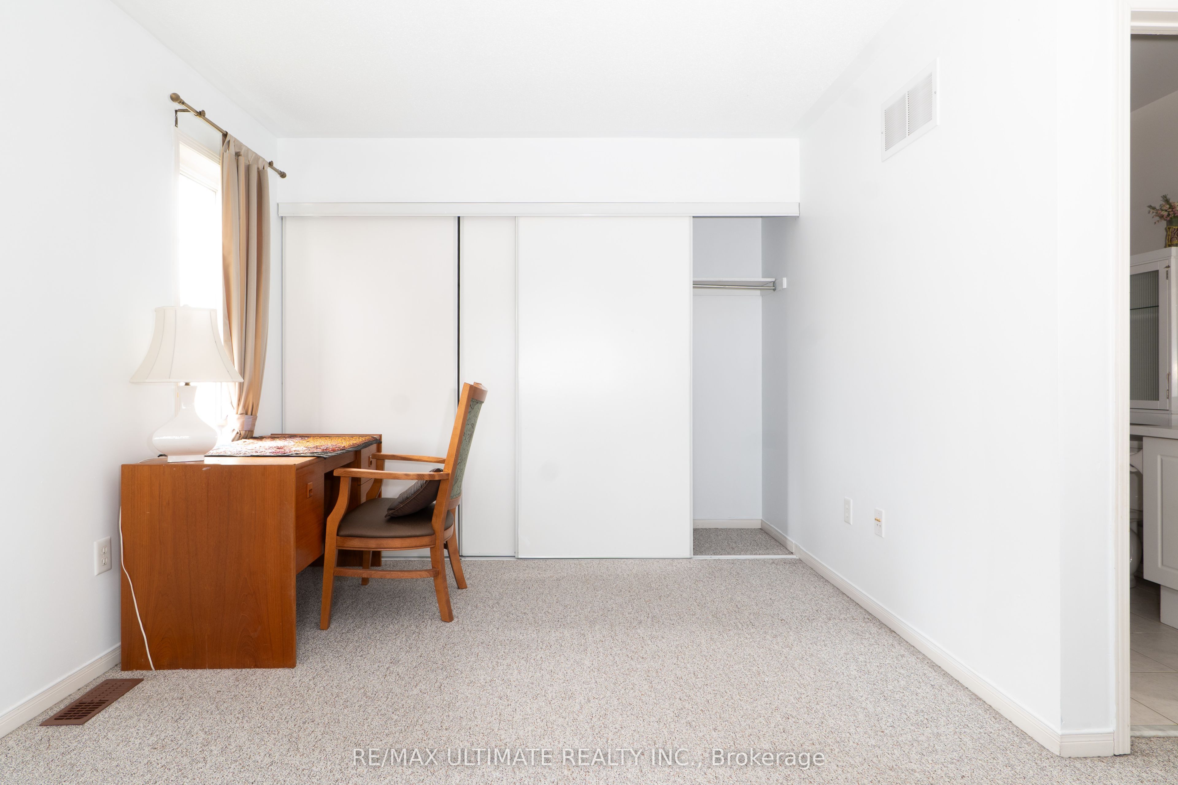 4950 Albina Way 72 Property Photo 15