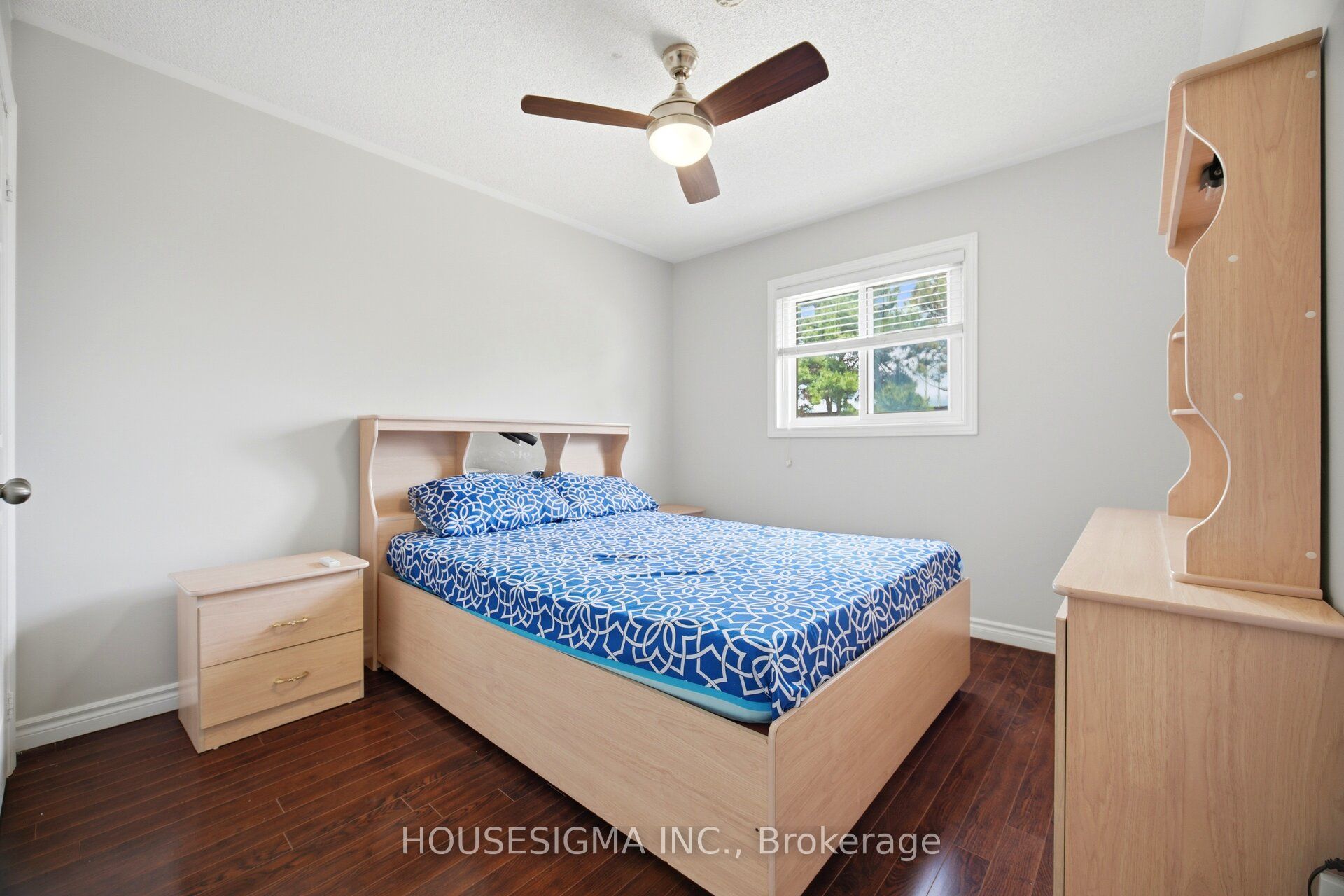 62 Ravenscliffe Court Property Photo 17