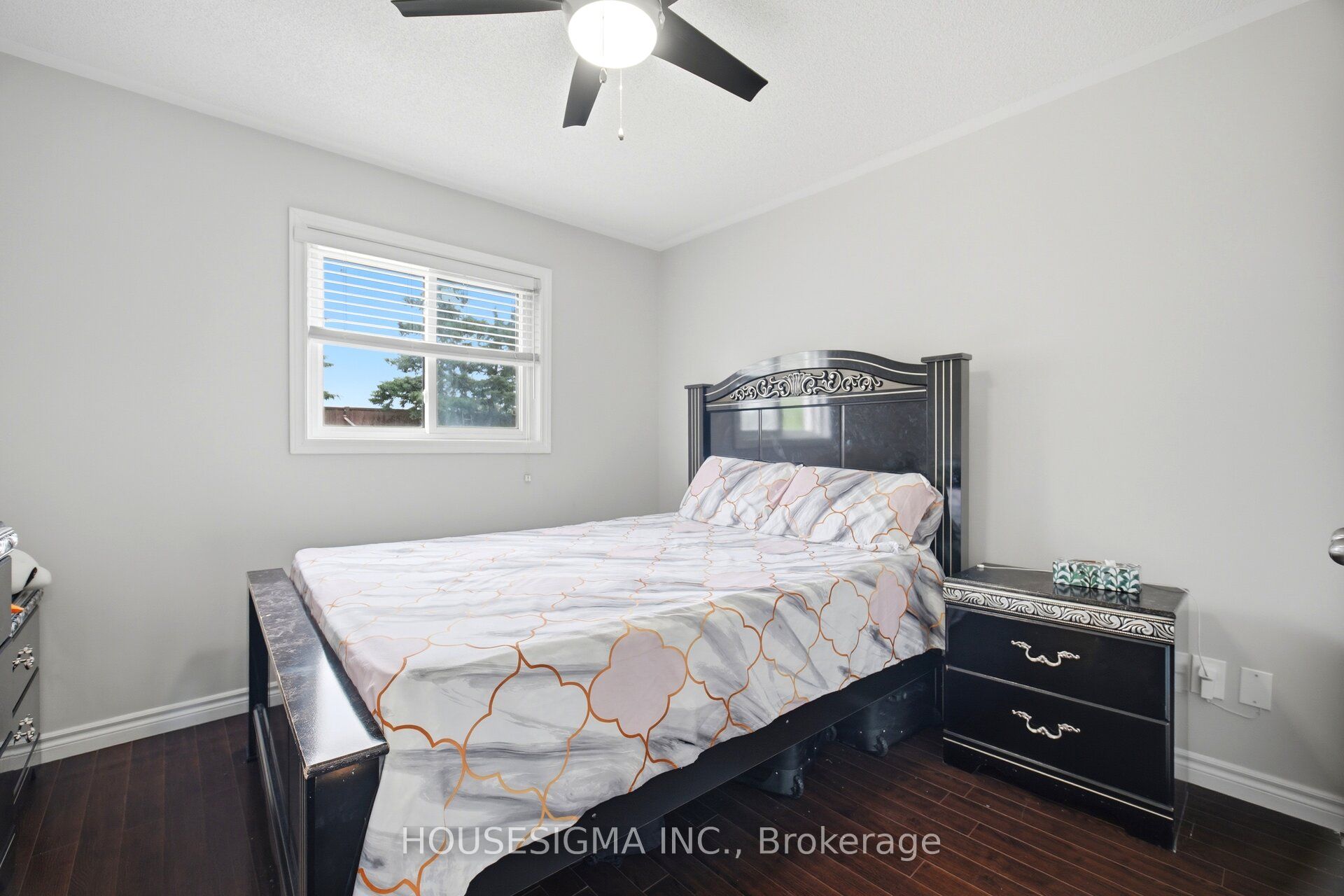 62 Ravenscliffe Court Property Photo 18
