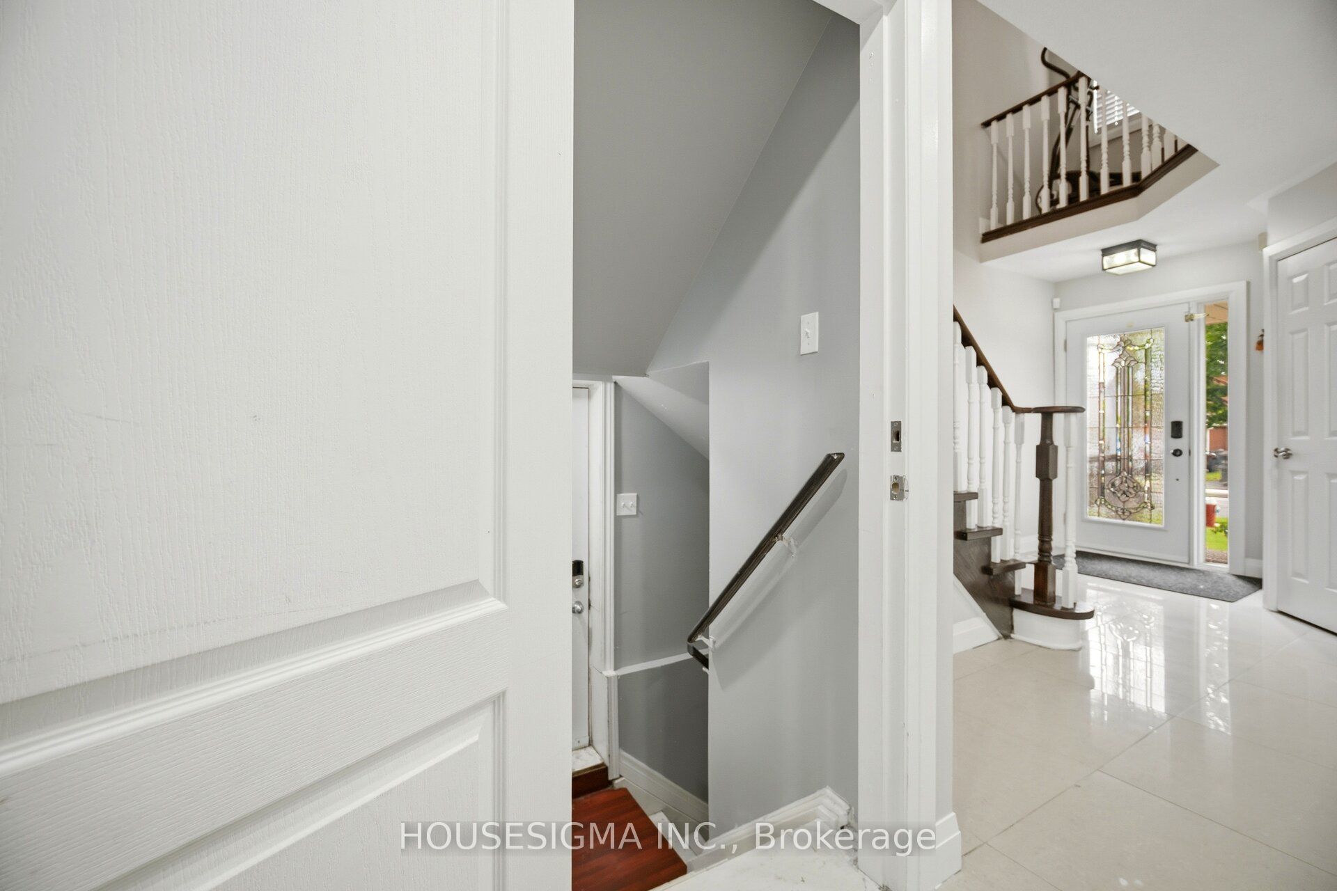 62 Ravenscliffe Court Property Photo 20