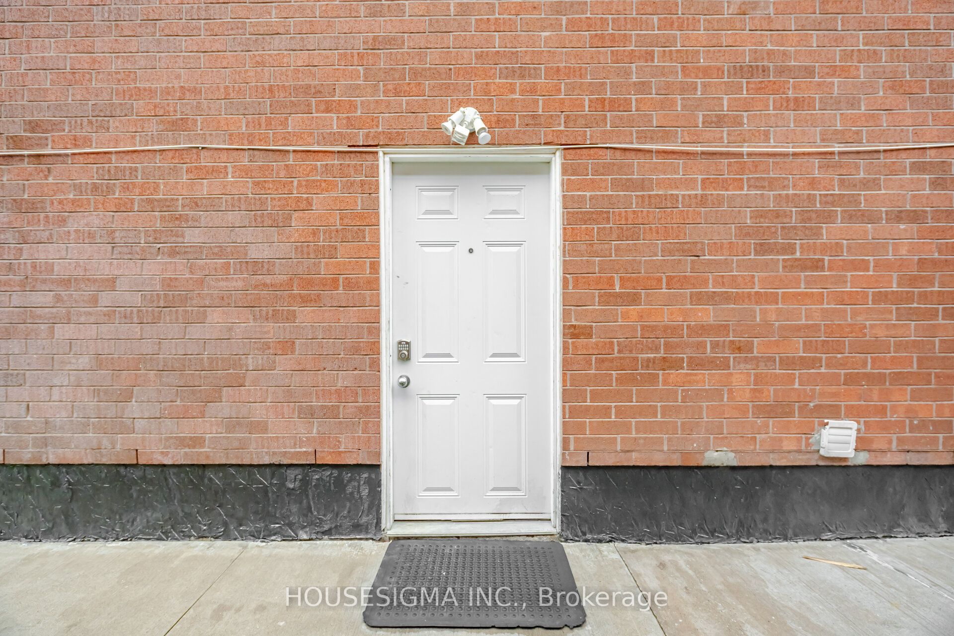 62 Ravenscliffe Court Property Photo 25