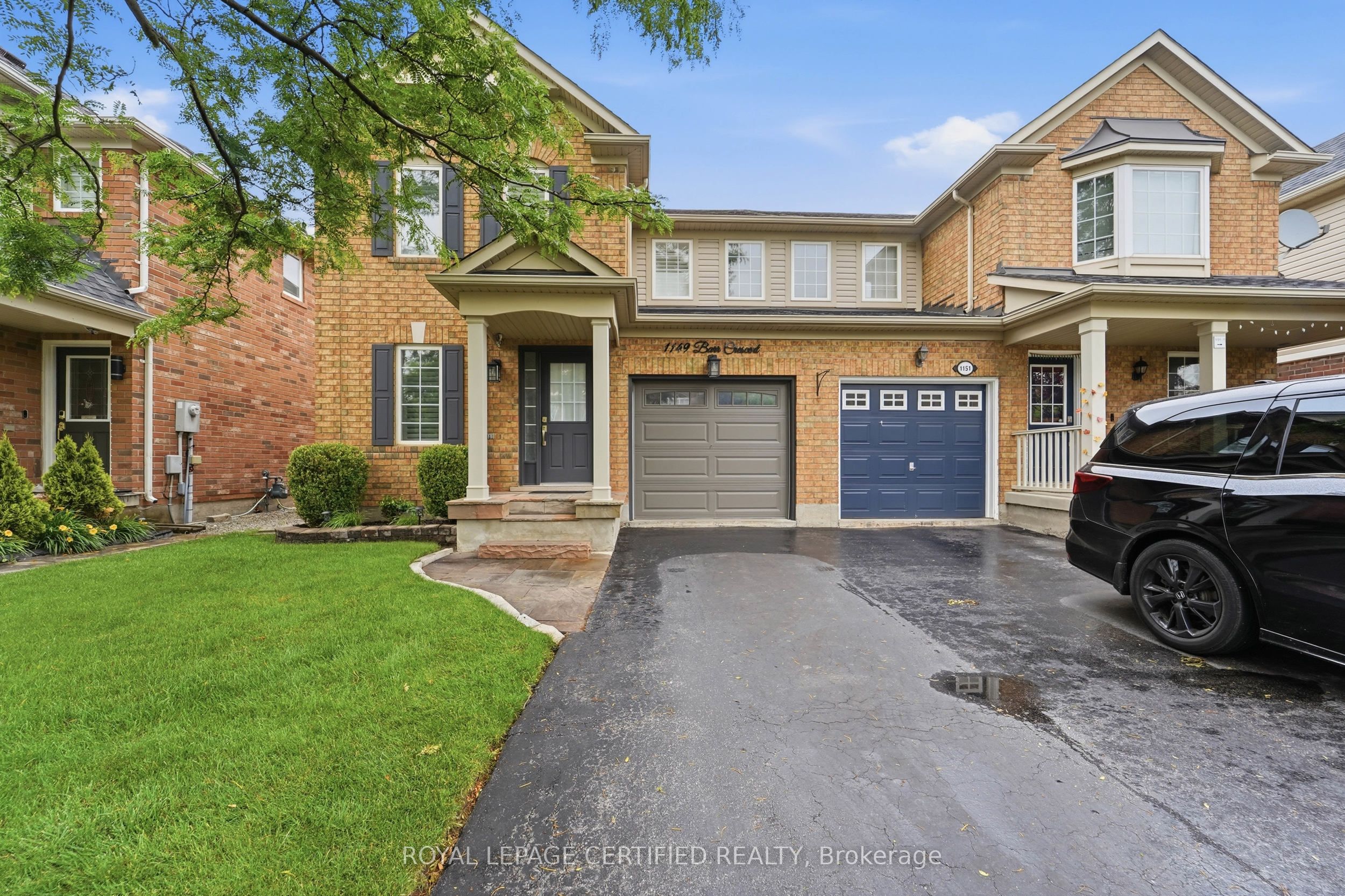 1149 Barr Crescent Property Photo 4