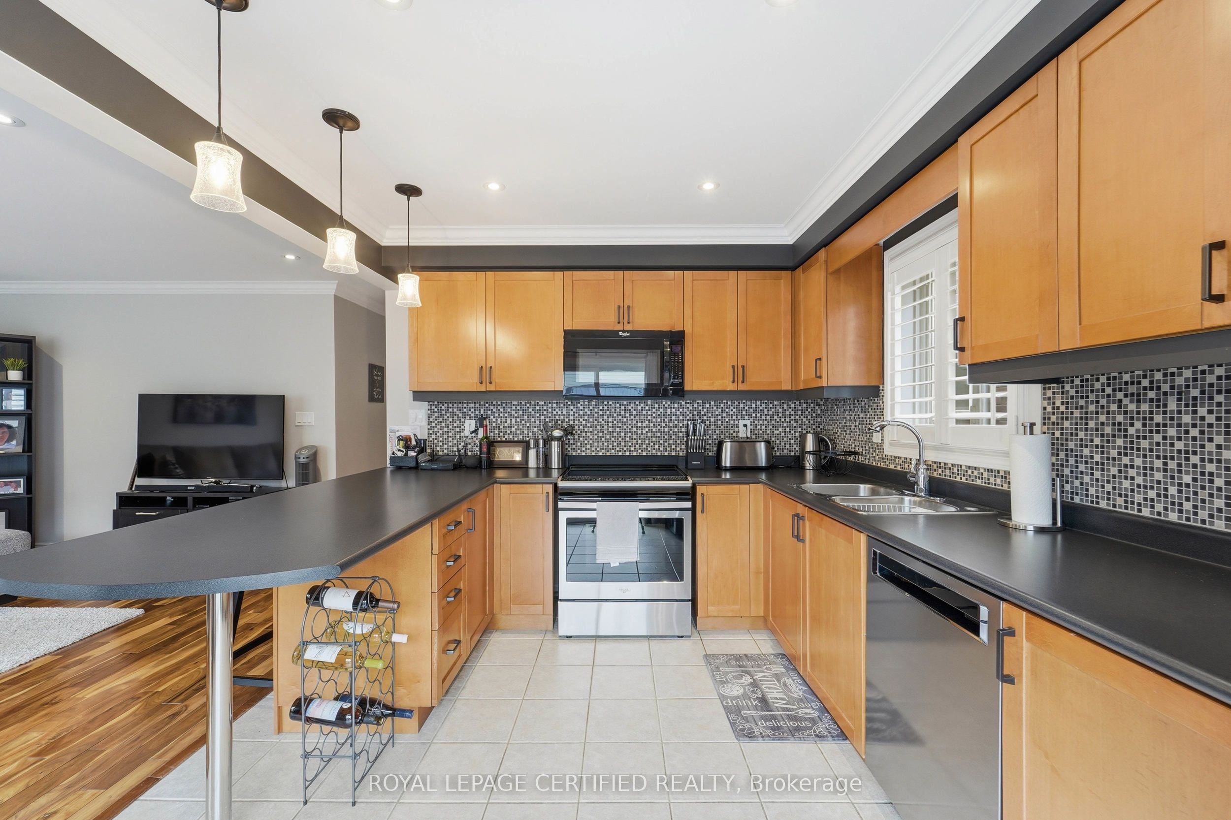 1149 Barr Crescent Property Photo 14