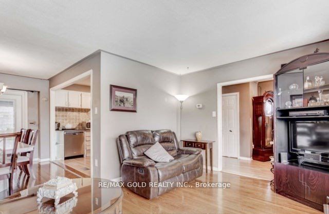 6 Monaco Court Property Photo 6