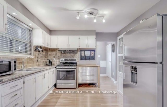 6 Monaco Court Property Photo 9