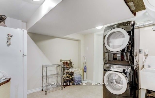 6 Monaco Court Property Photo 25