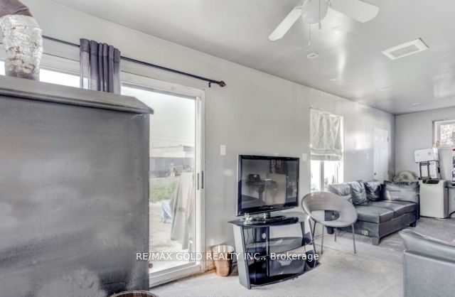 6 Monaco Court Property Photo 35