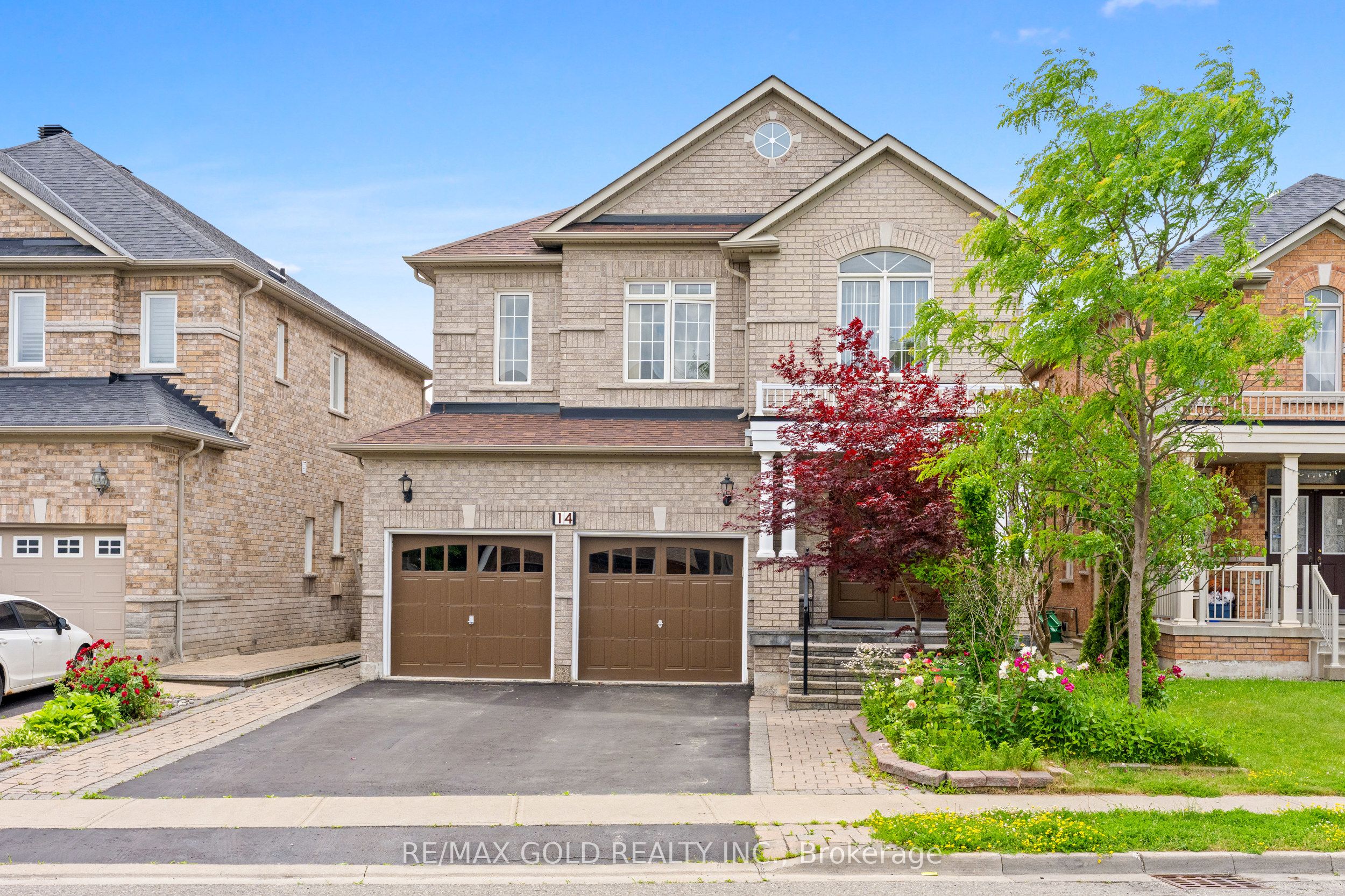14 Dovehaven Crescent Property Photo 2