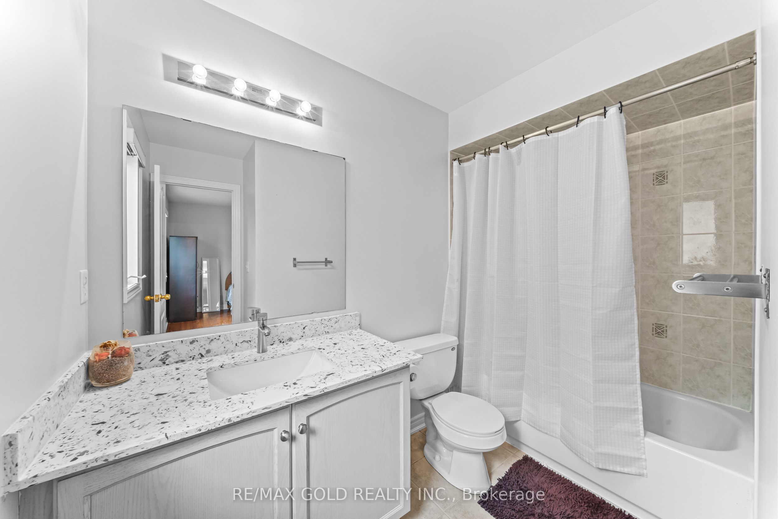 14 Dovehaven Crescent Property Photo 33