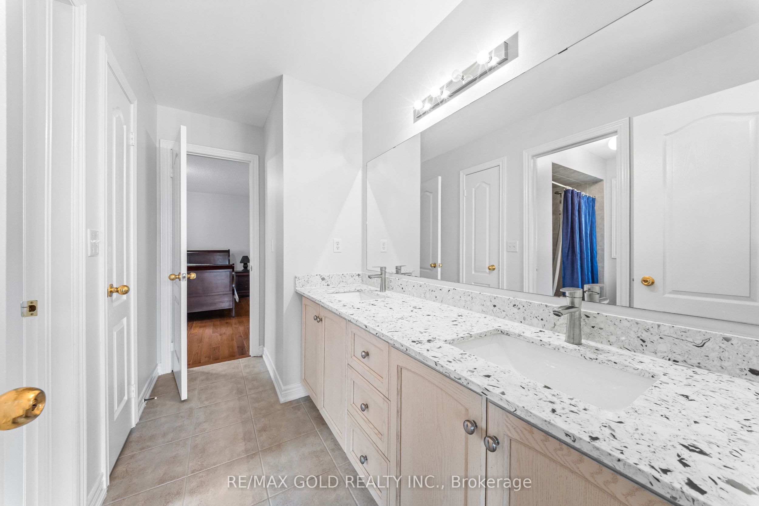 14 Dovehaven Crescent Property Photo 36