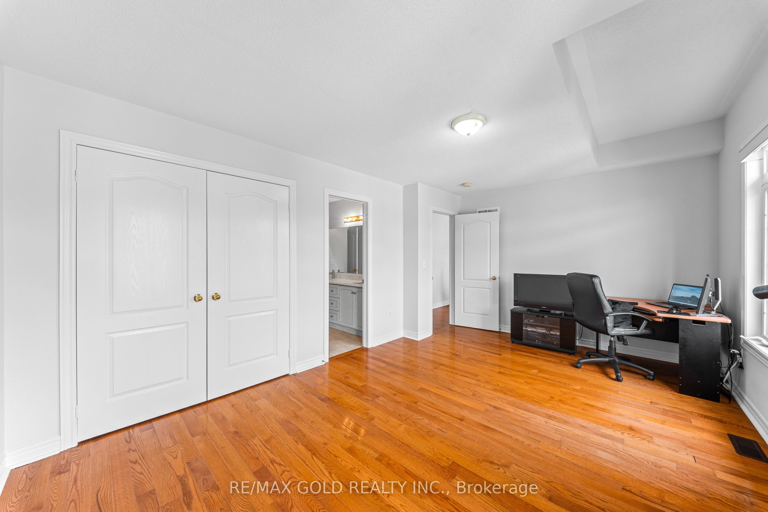 14 Dovehaven Crescent Property Photo 39
