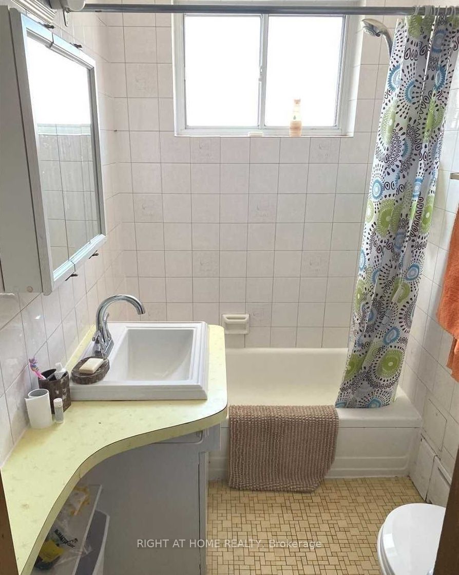 115 Eighth Street 4 Property Photo 8