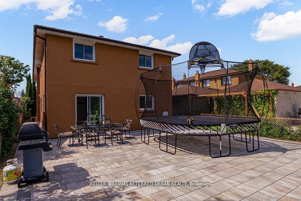 55 Tedder Street Property Photo 38