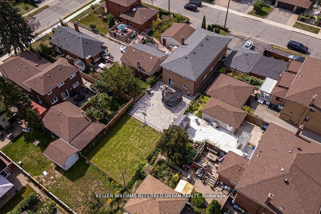 55 Tedder Street Property Photo 44