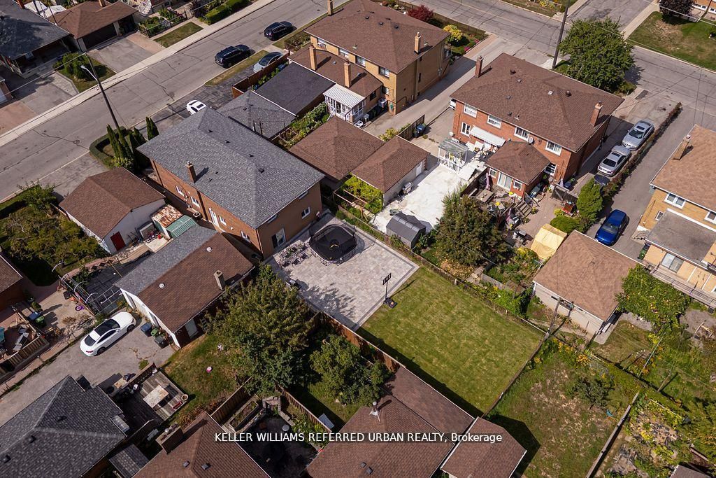 55 Tedder Street Property Photo 45