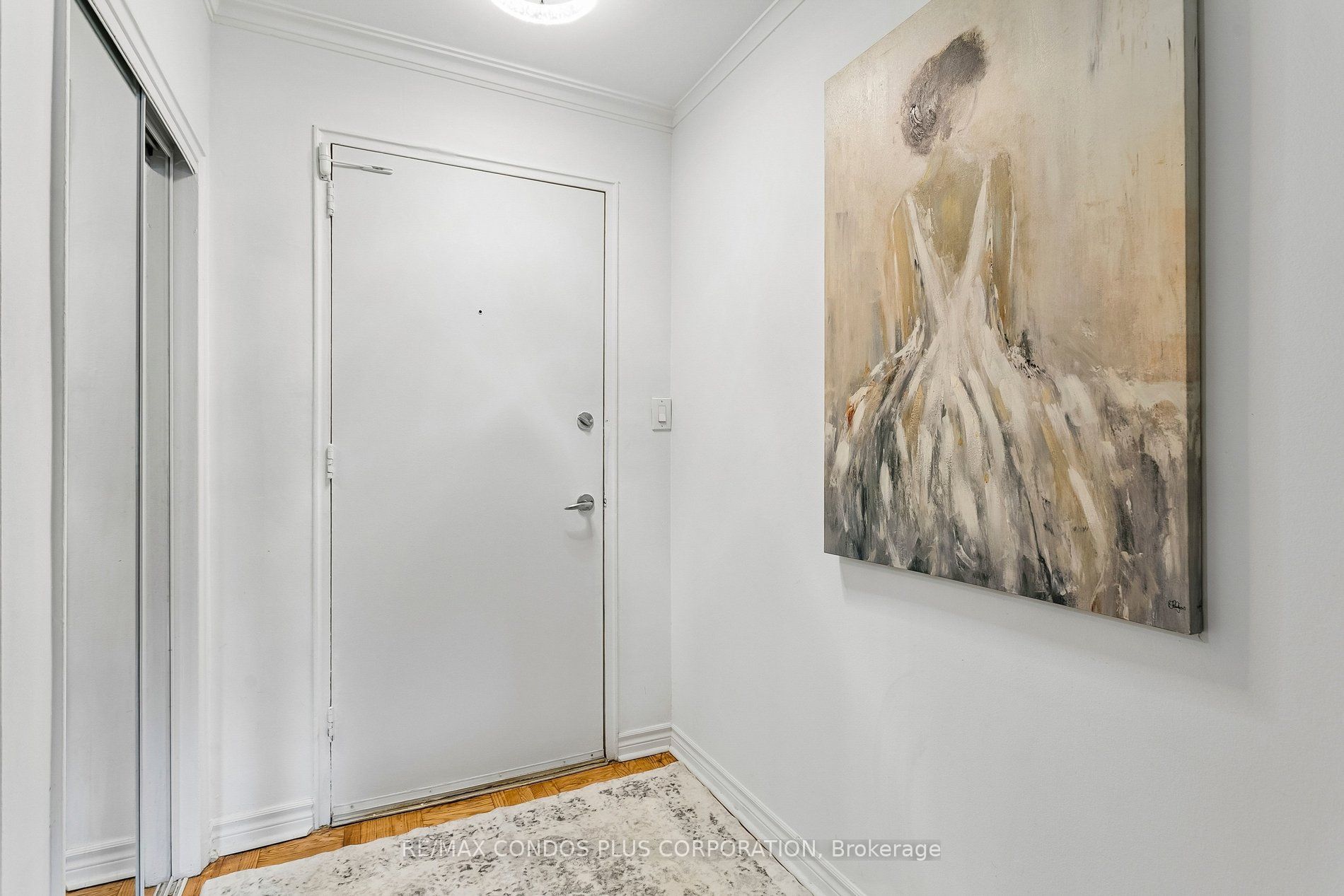 185 Stephen Drive 101 Property Photo 3