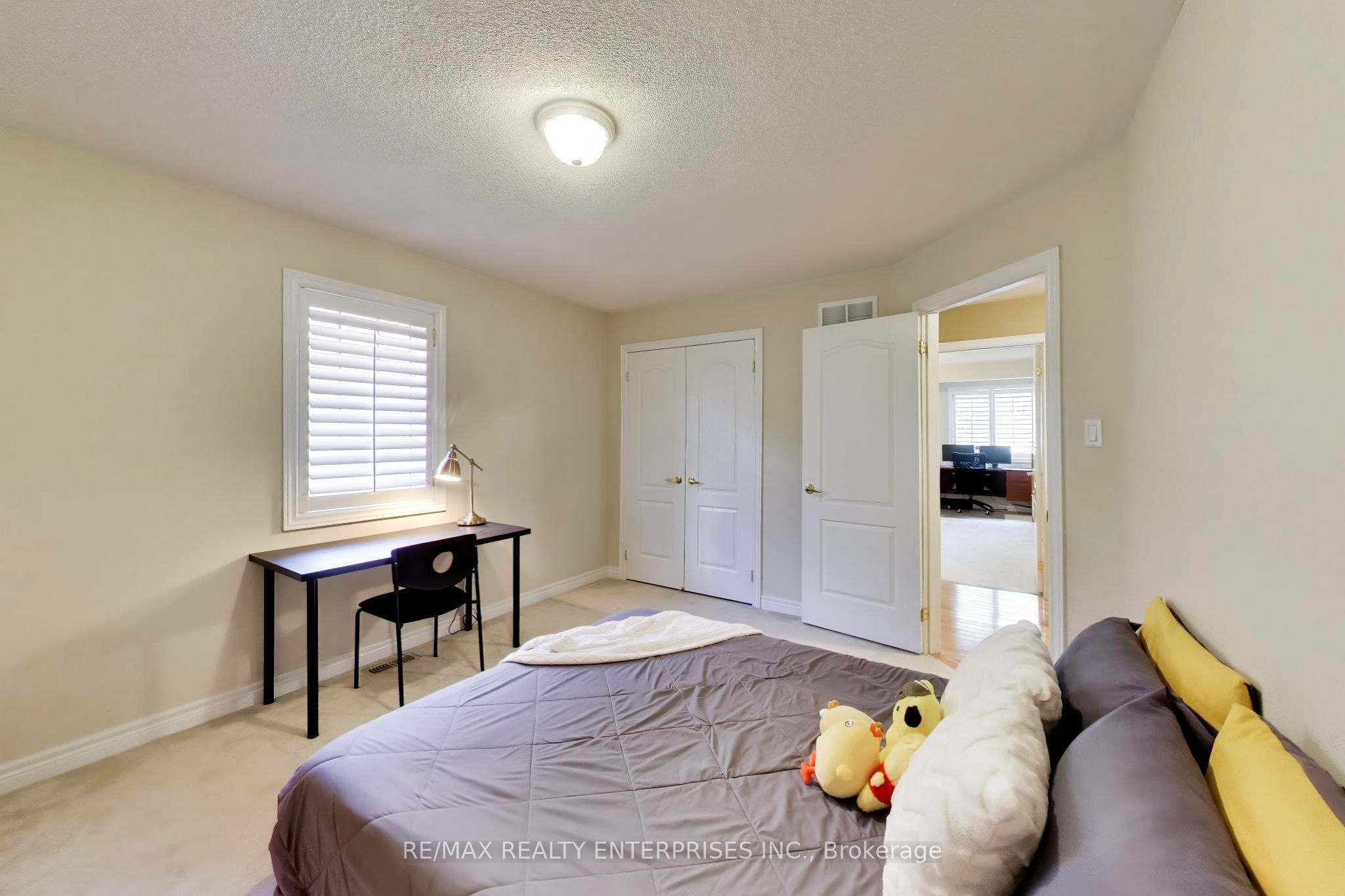 1613 Northmount Avenue Property Photo 29