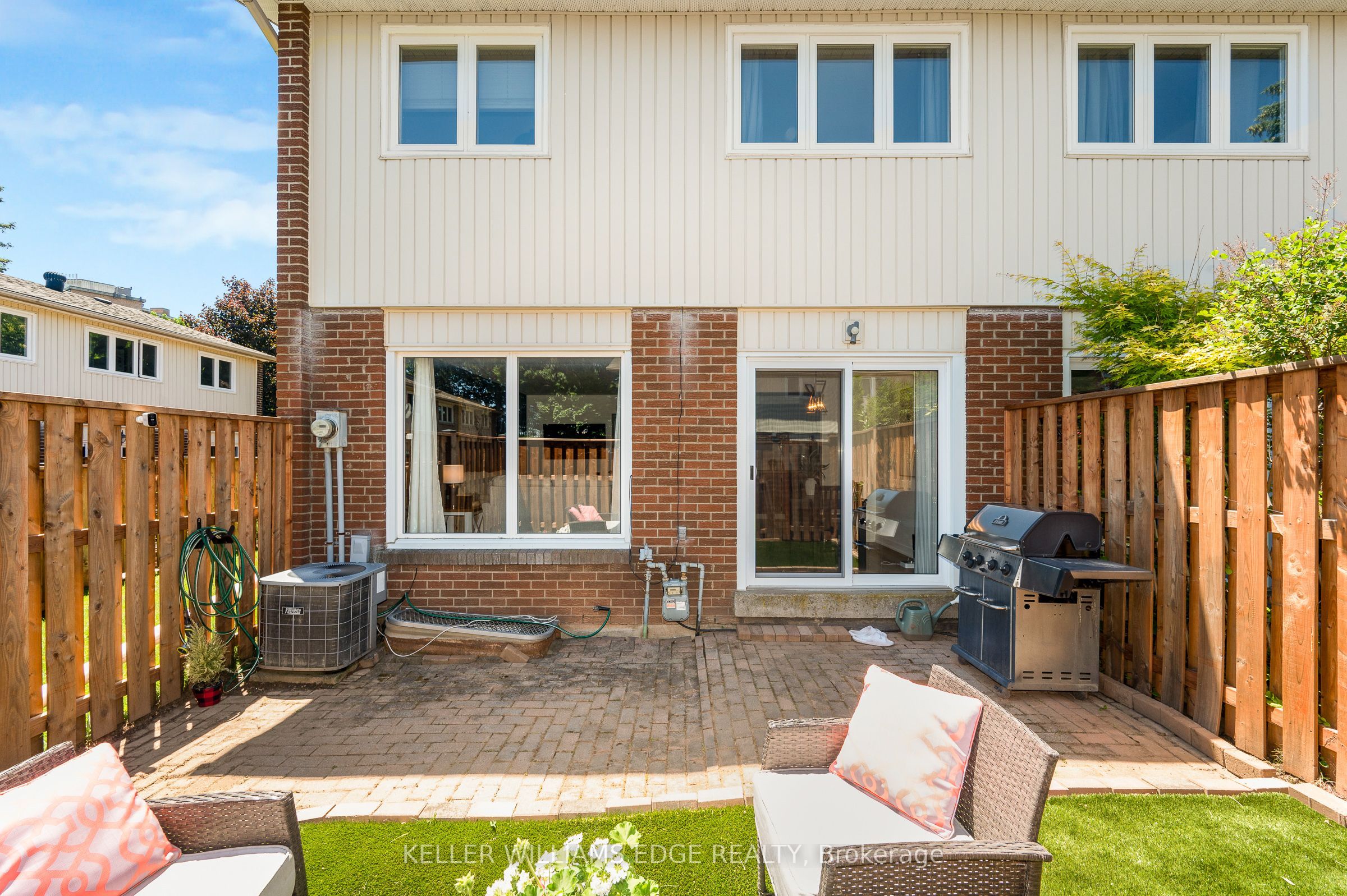 5275 Banting Court Property Photo 38