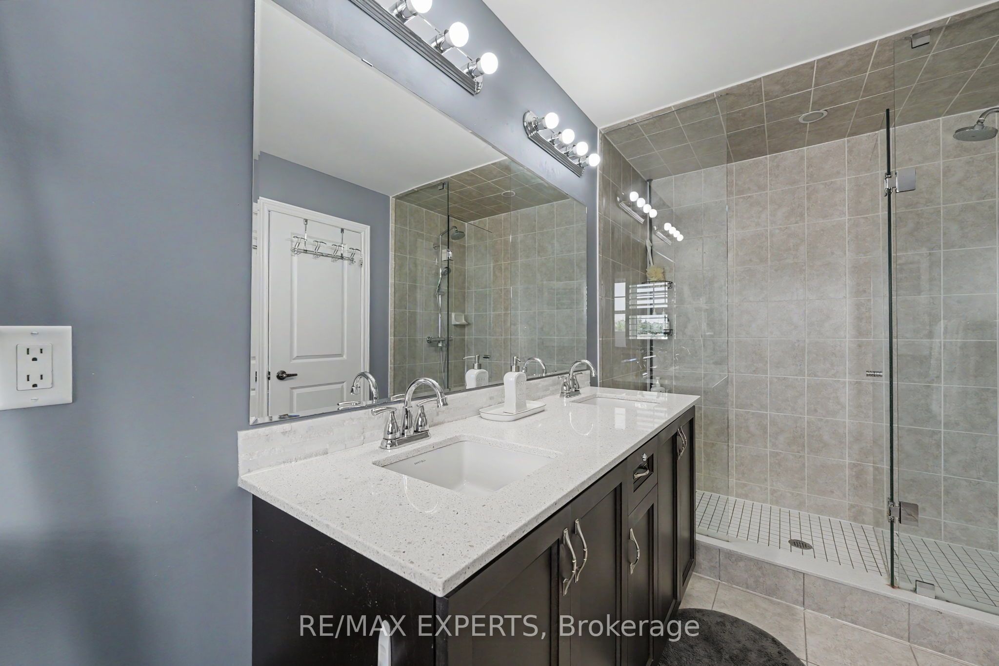 8 Morra Avenue Property Photo 28