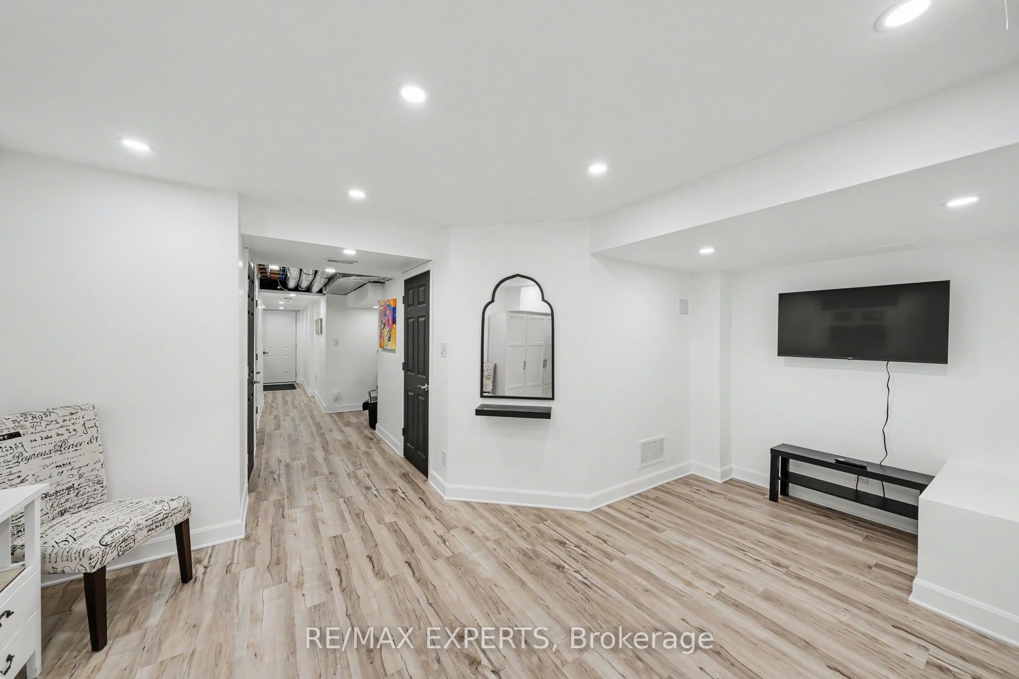 8 Morra Avenue Property Photo 40