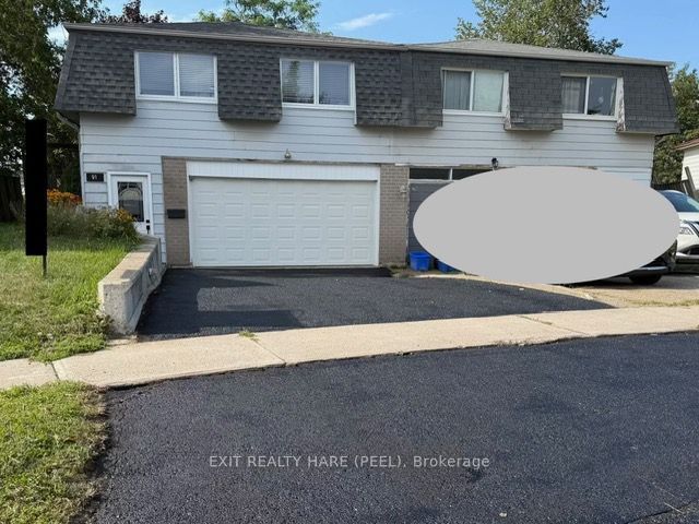 91 Burbank Crescent Property Photo 1