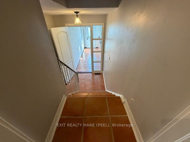 91 Burbank Crescent Property Photo 23