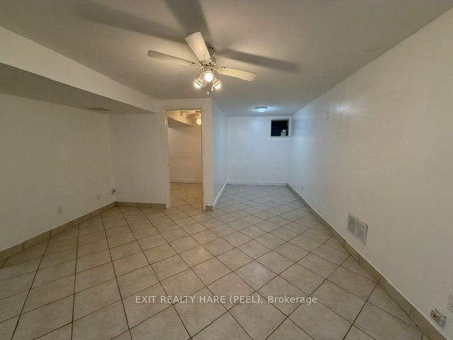 91 Burbank Crescent Property Photo 29