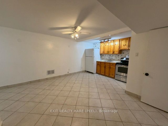 91 Burbank Crescent Property Photo 32
