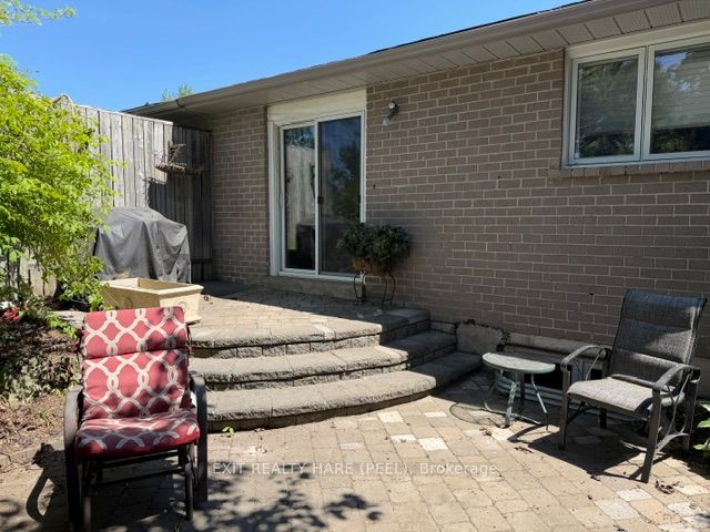 91 Burbank Crescent Property Photo 47