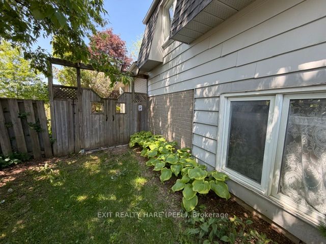 91 Burbank Crescent Property Photo 49