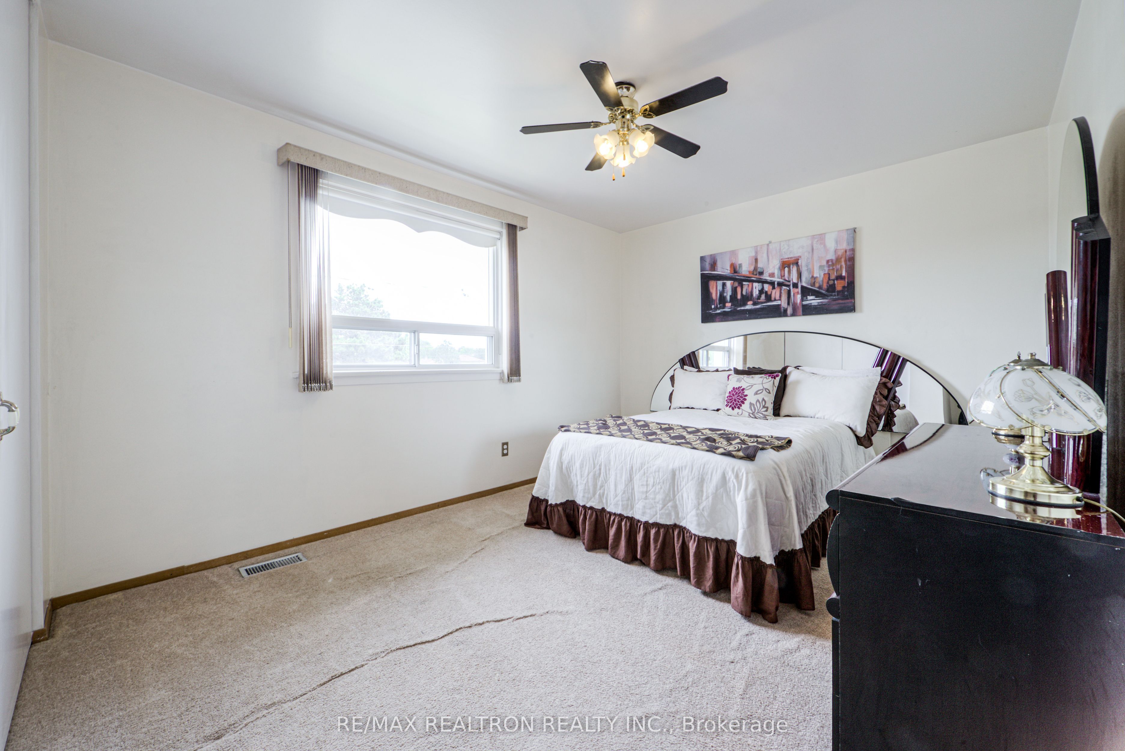 62 Hullmar Drive Property Photo 28