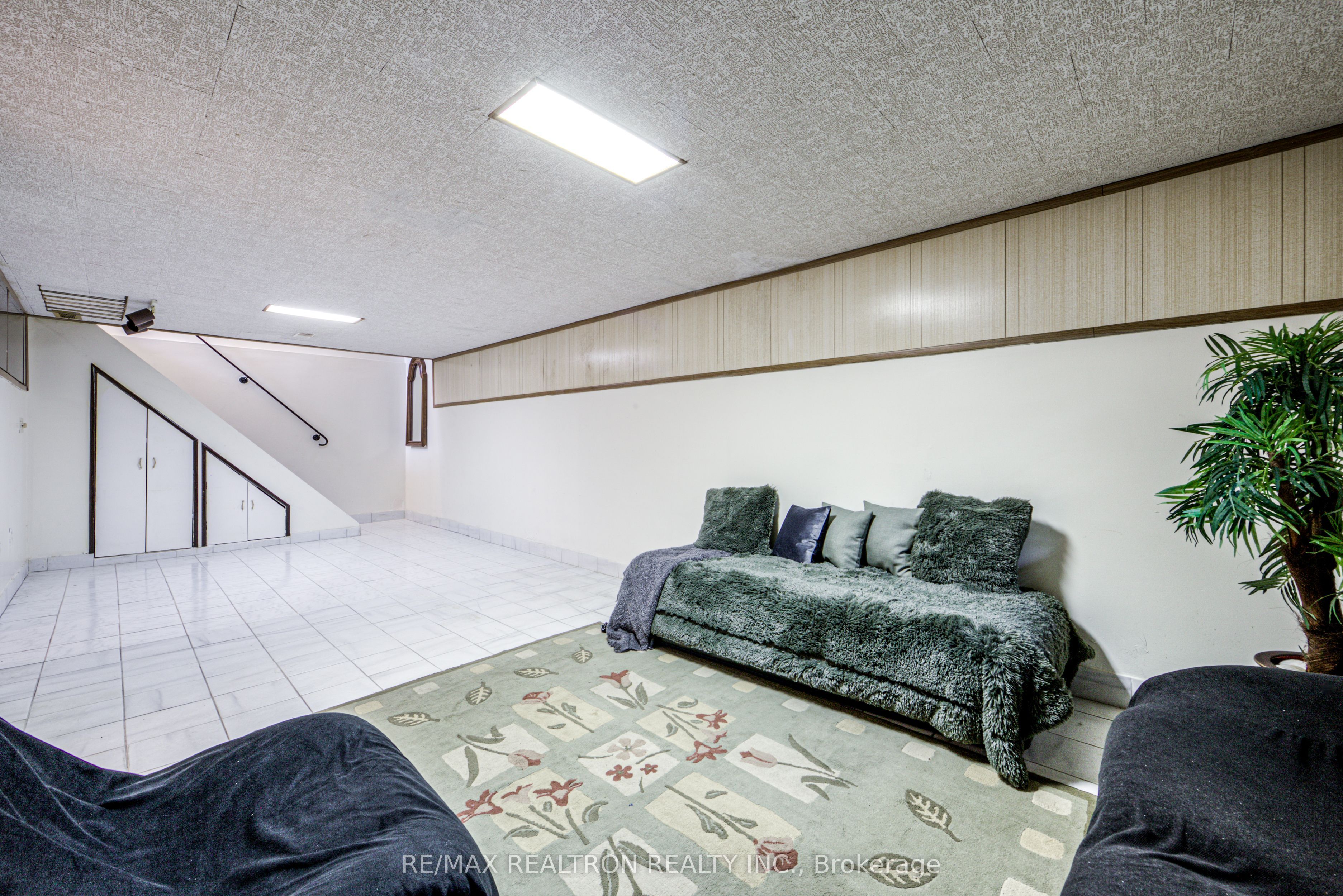 62 Hullmar Drive Property Photo 37