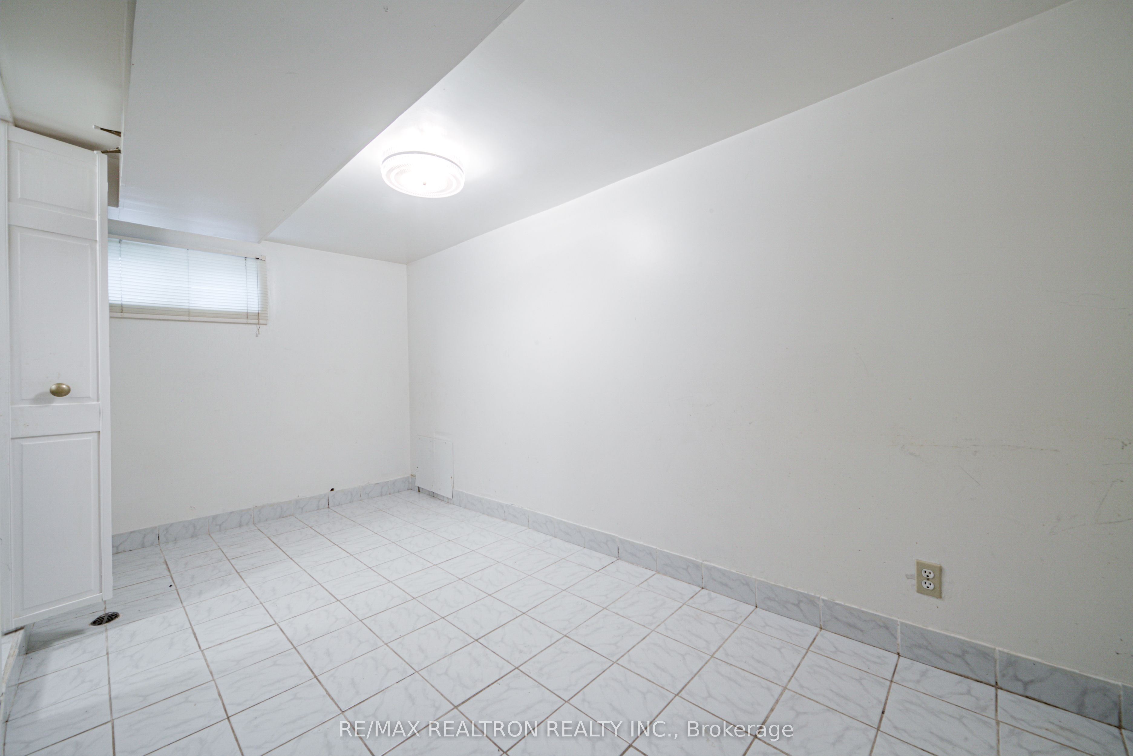 62 Hullmar Drive Property Photo 38