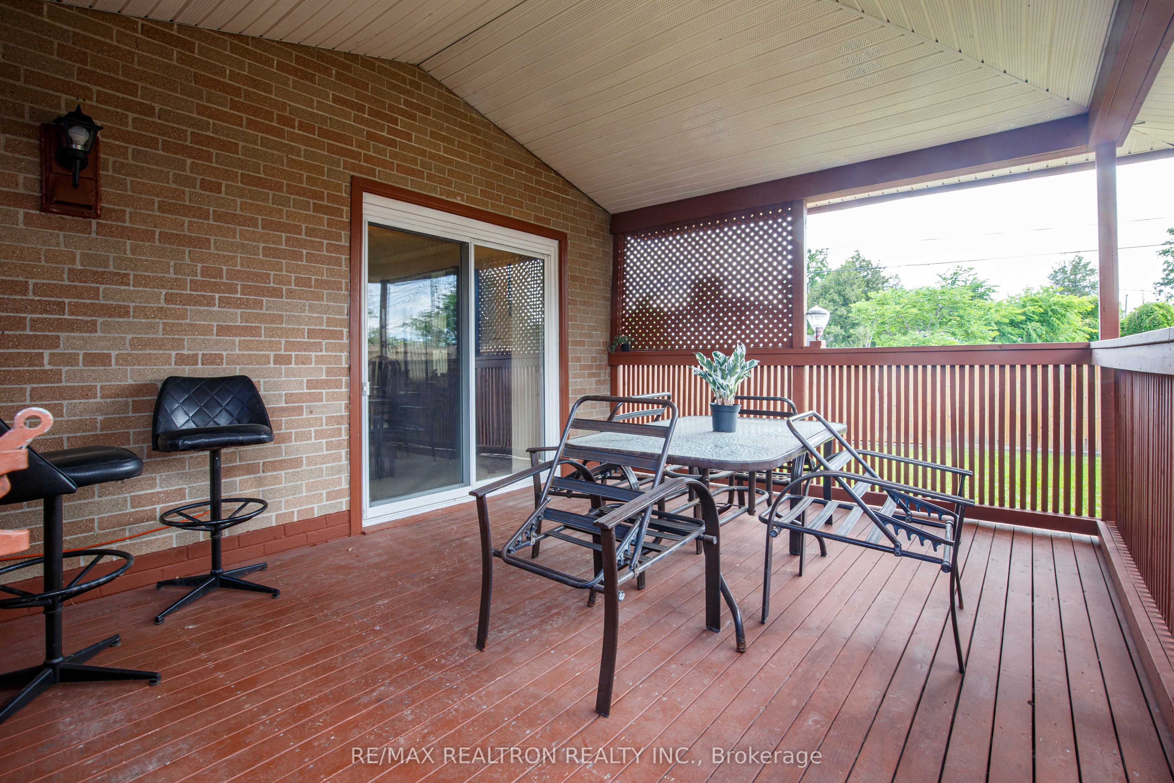 62 Hullmar Drive Property Photo 42