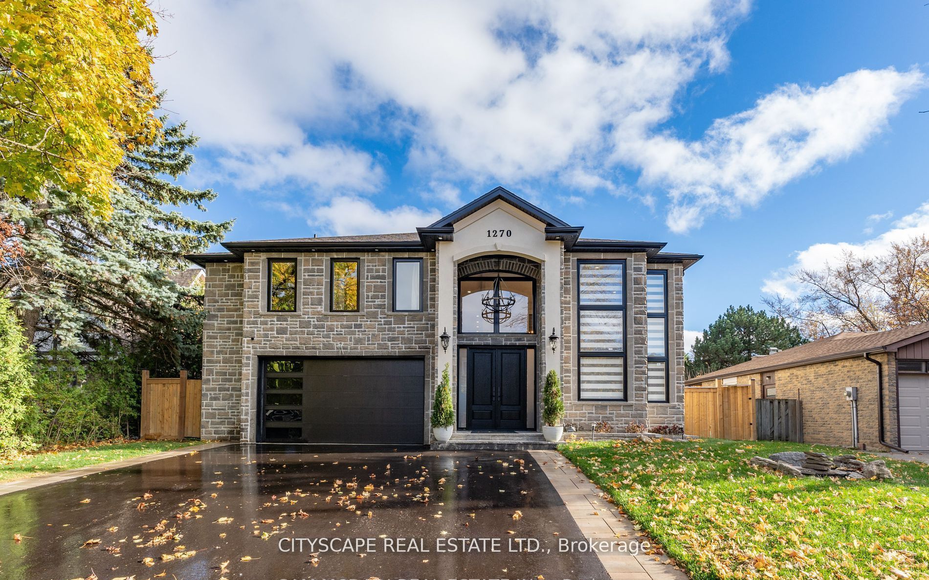 1270 Saginaw Crescent