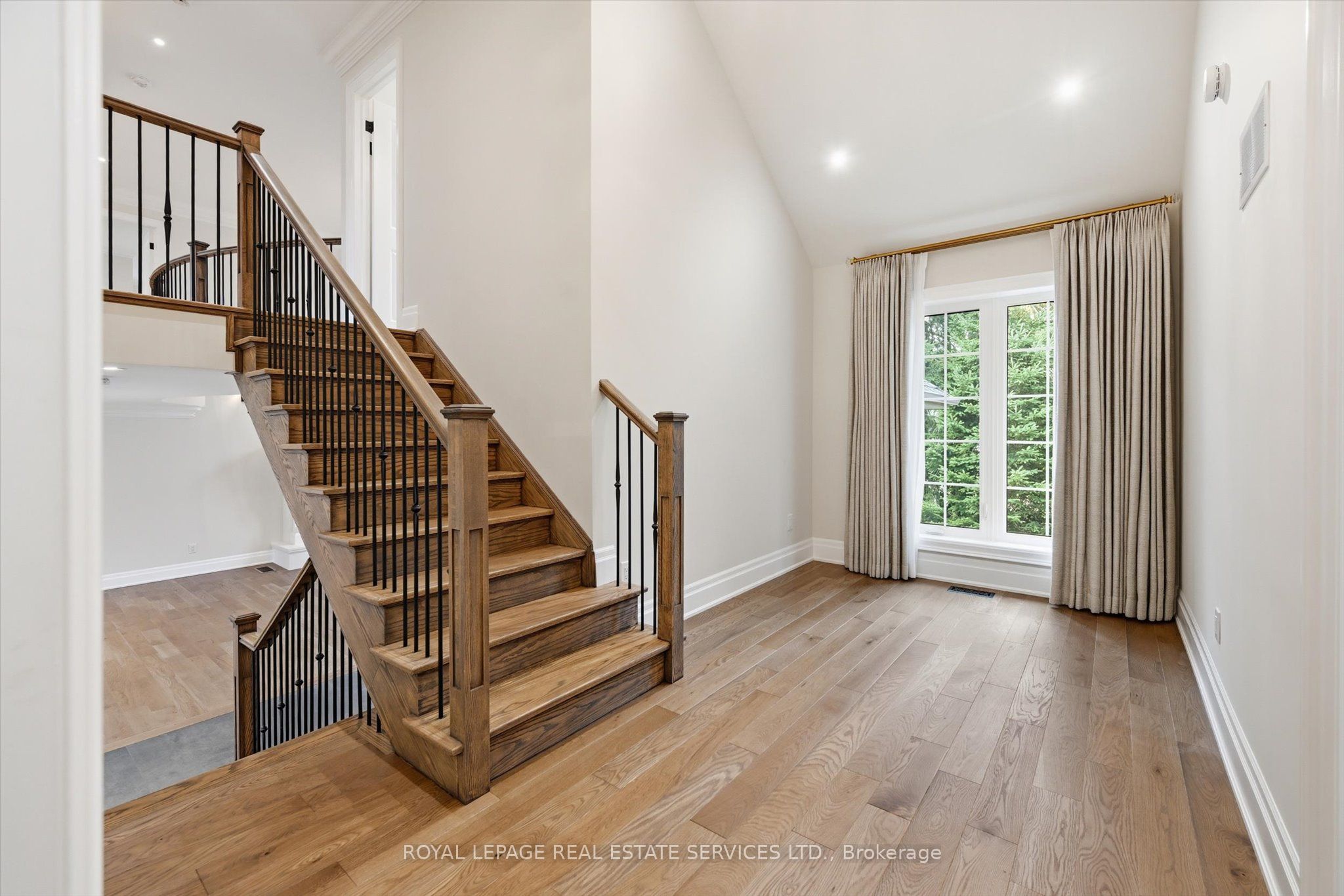 1601 Venetia Drive Property Photo 17