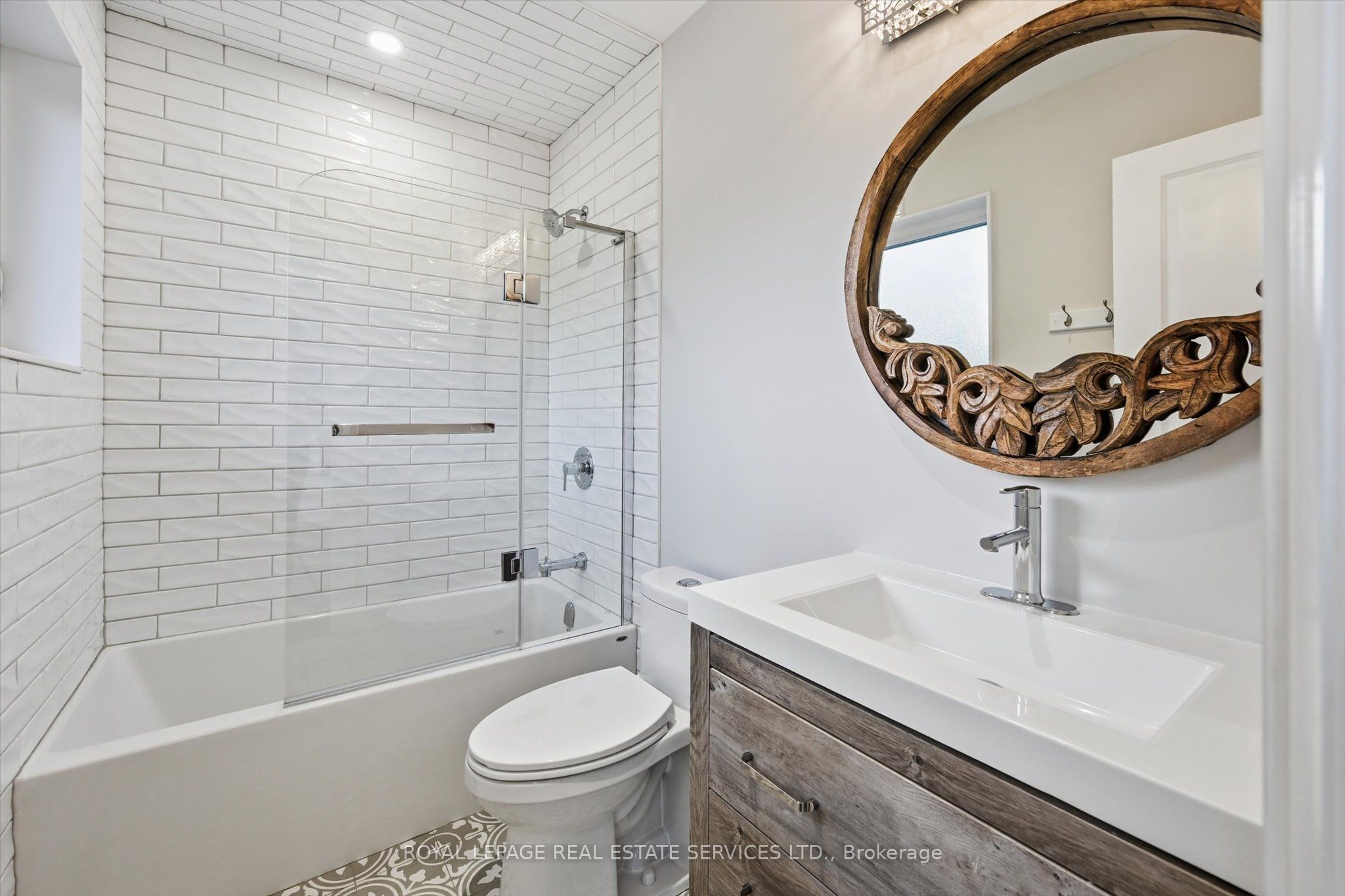 1601 Venetia Drive Property Photo 21