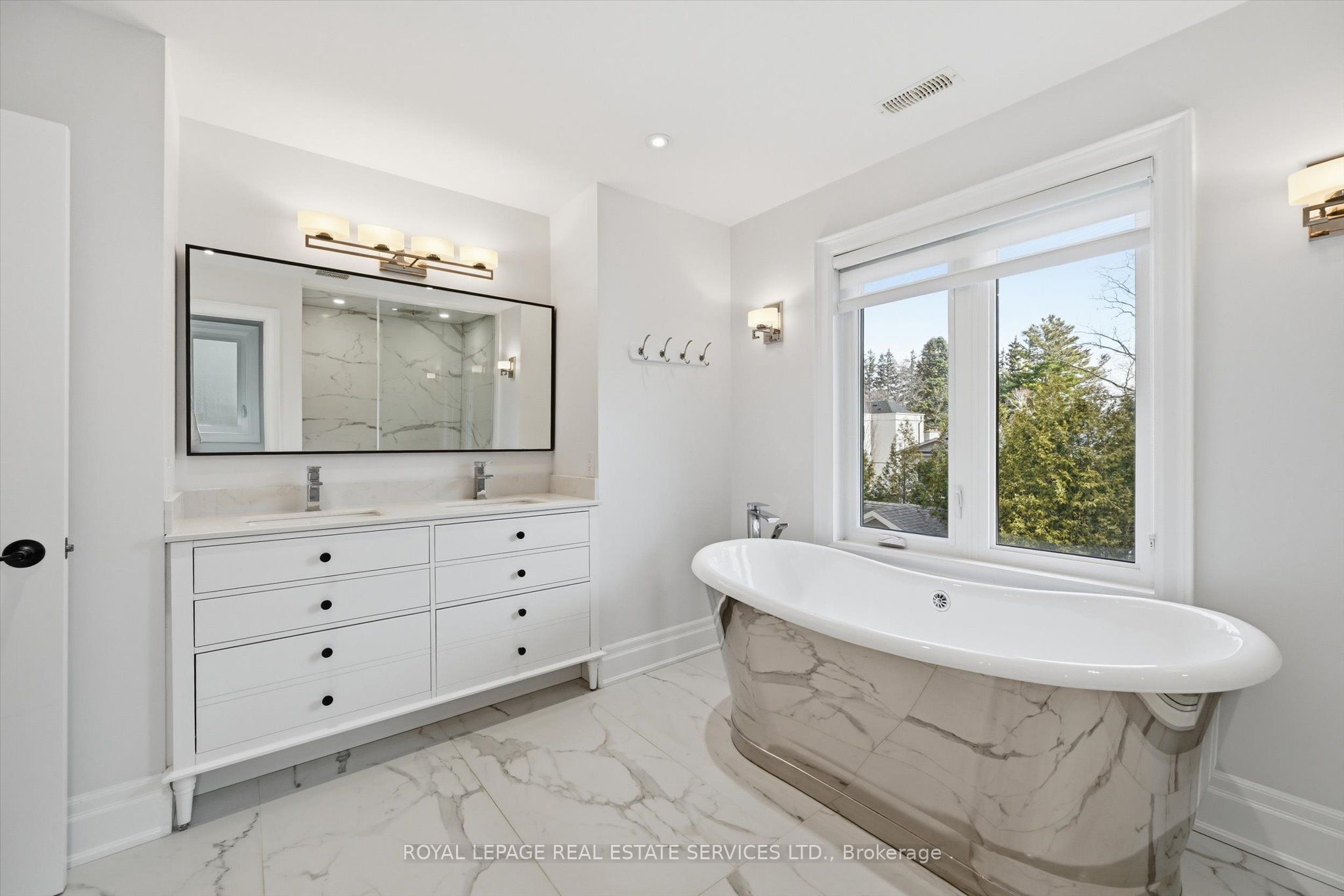 1601 Venetia Drive Property Photo 33