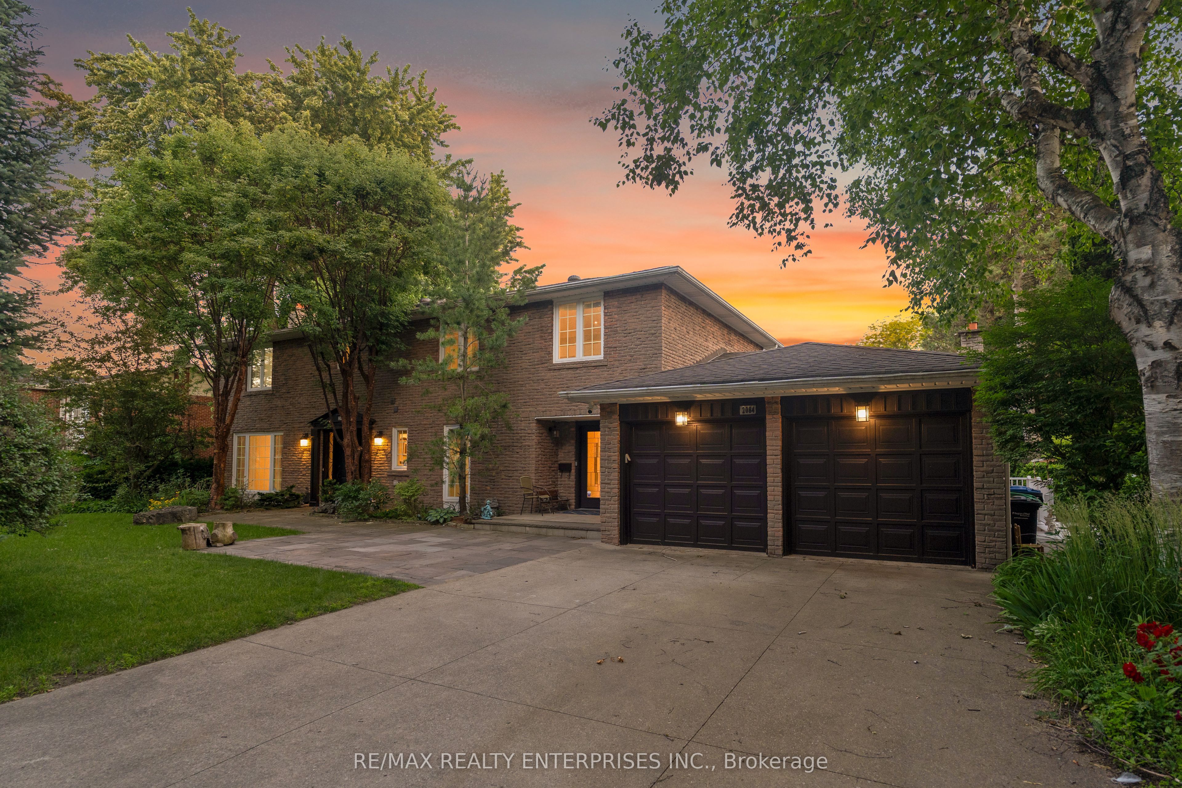2084 Obeck Crescent Property Photo 1