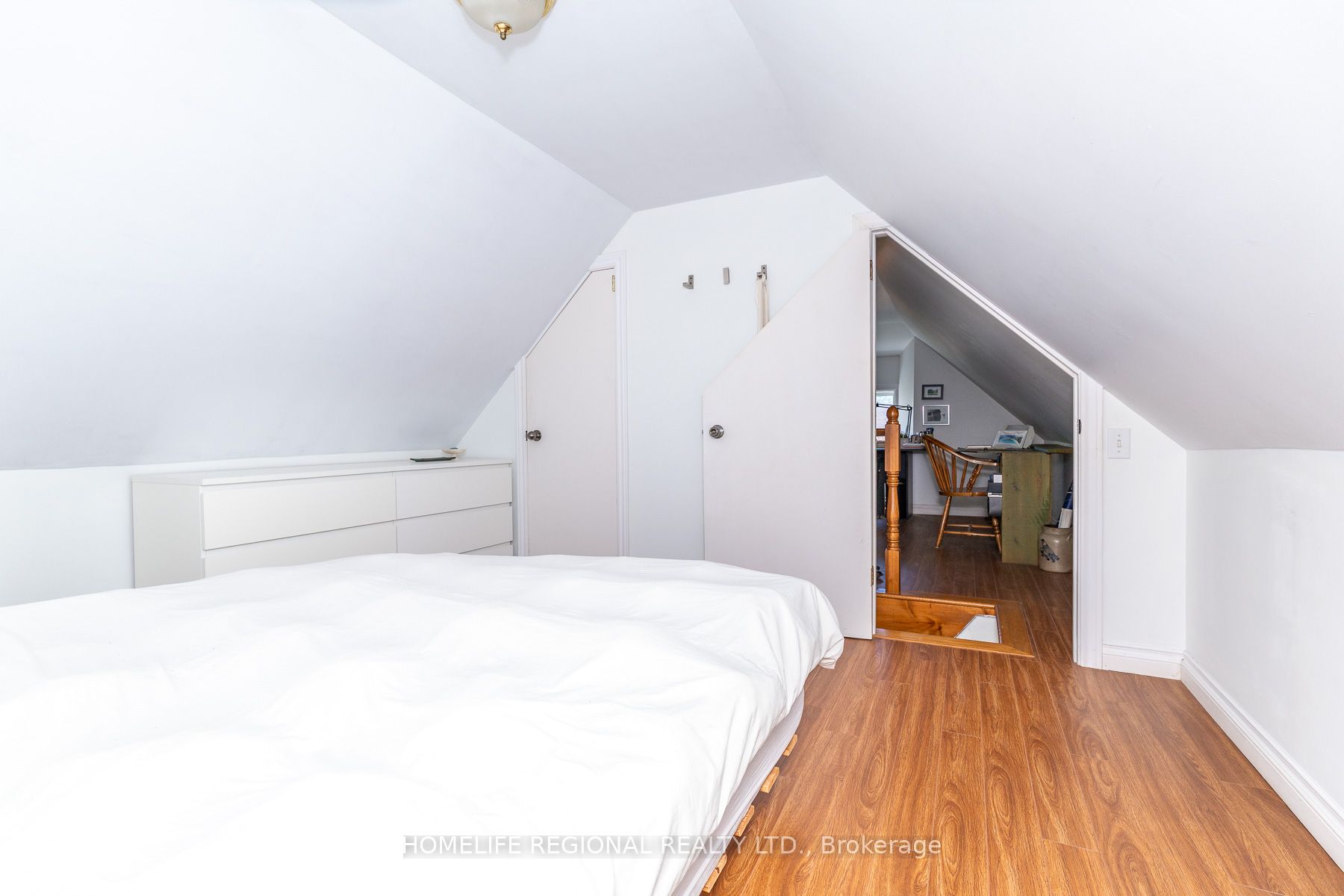 122 Emerson Avenue Property Photo 33