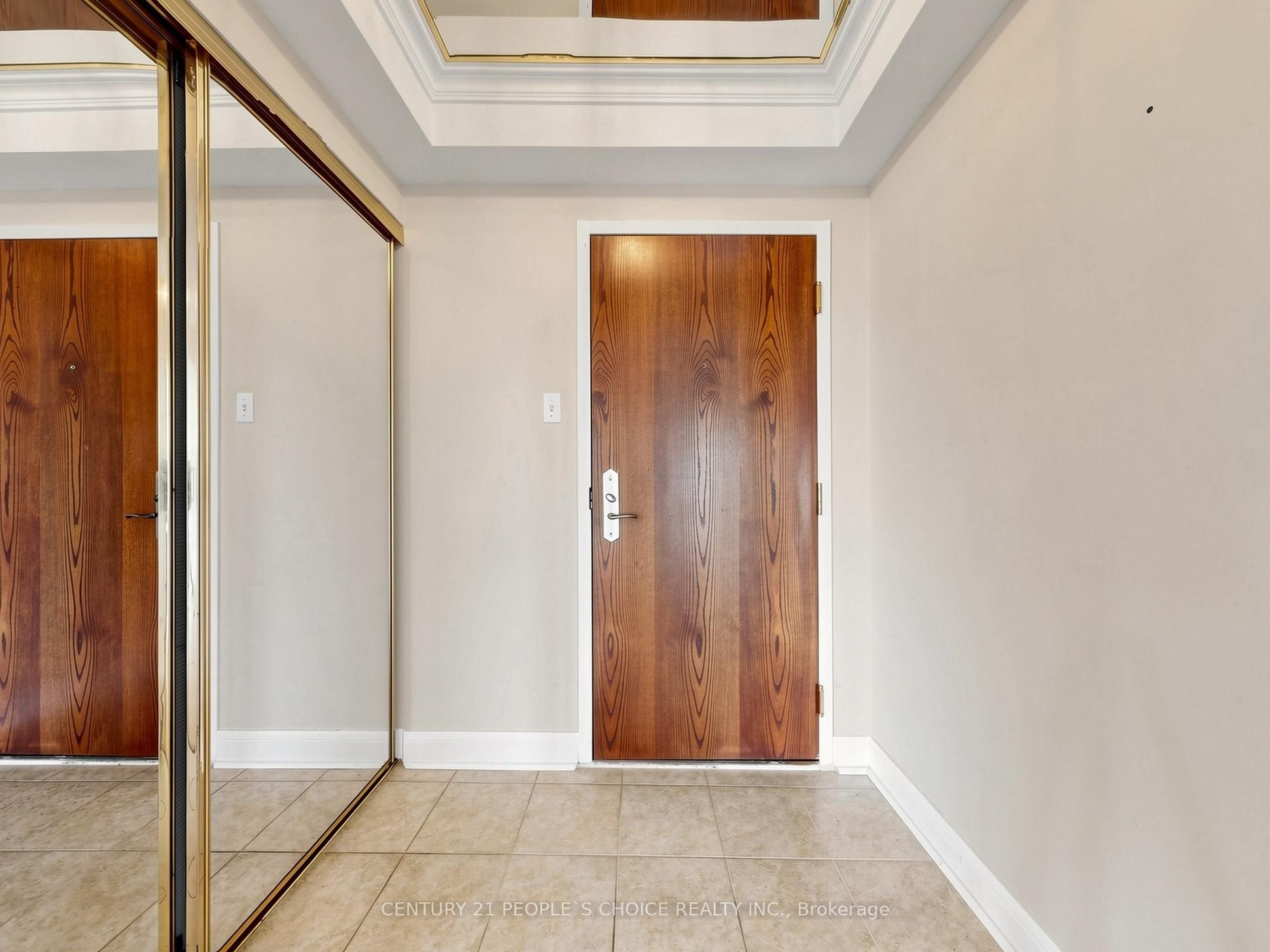 22 Hanover Road 1201 Property Photo 8