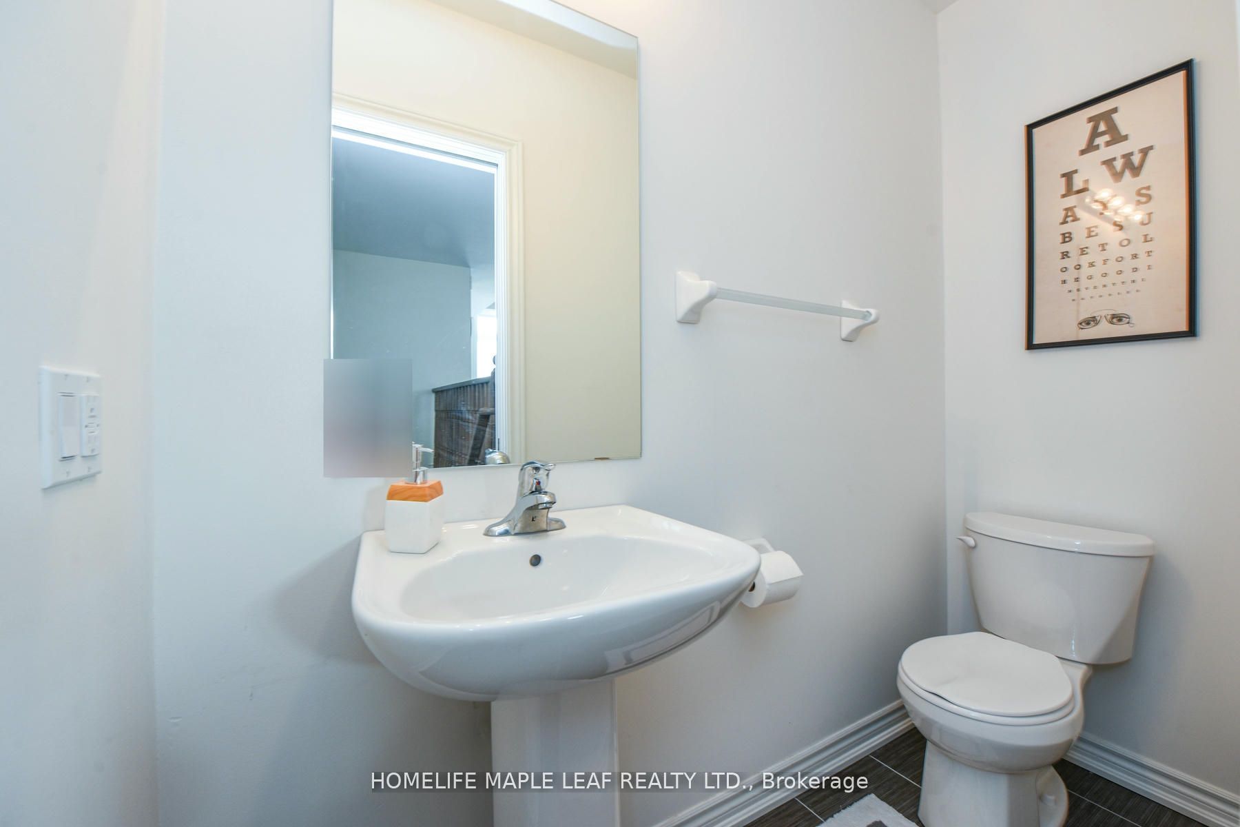 30 Halliford Place 215 Property Photo 13